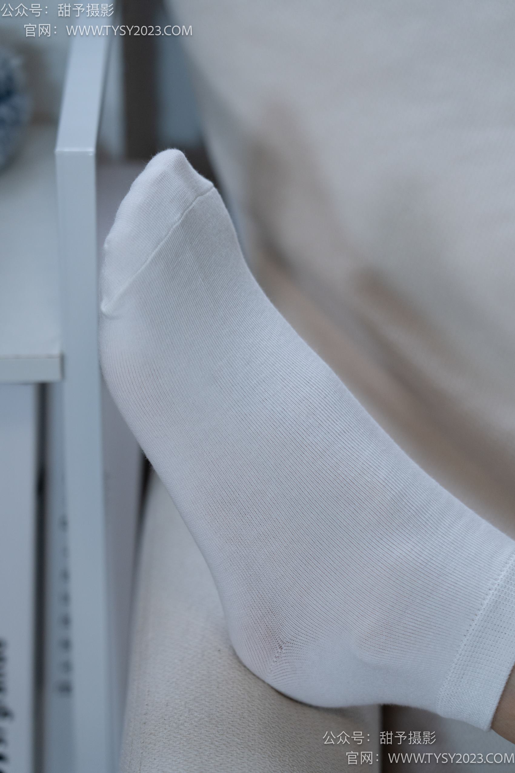 图片[60]-甜予摄影 NO.014 肉肉-运动鞋、白棉袜、裸足[116P] – 速更版-美库