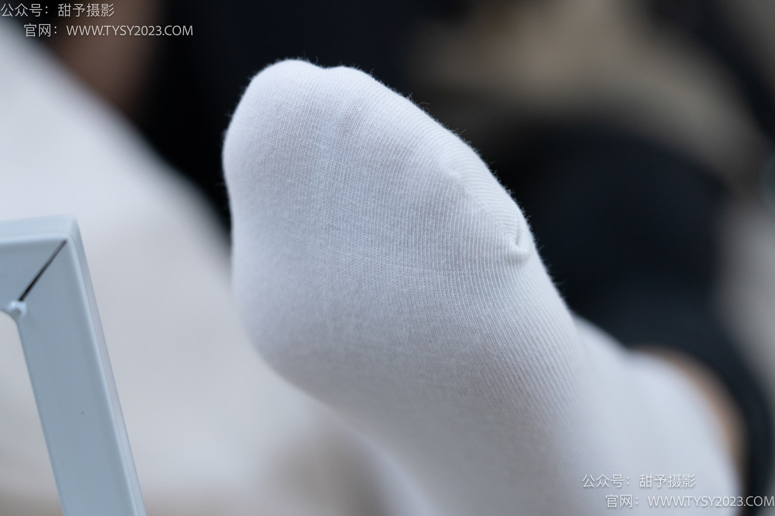 图片[61]-甜予摄影 NO.014 肉肉-运动鞋、白棉袜、裸足[116P] – 速更版-美库