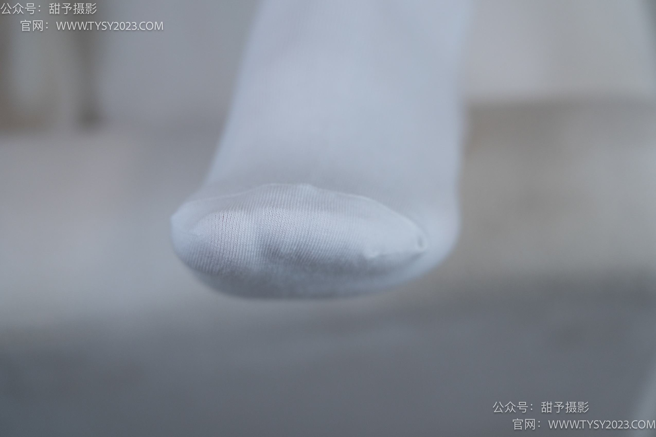 图片[63]-甜予摄影 NO.014 肉肉-运动鞋、白棉袜、裸足[116P] – 速更版-美库