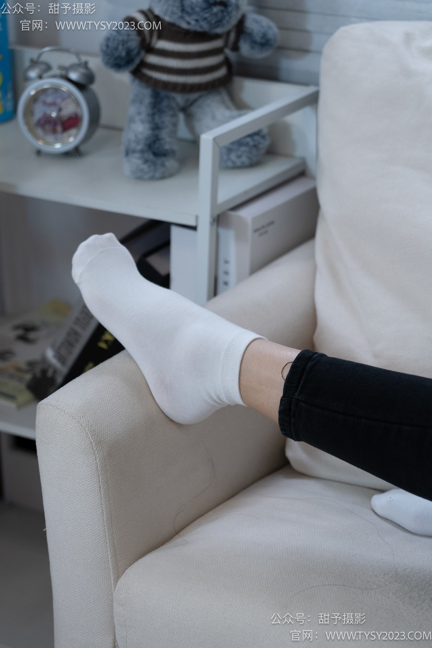 图片[68]-甜予摄影 NO.014 肉肉-运动鞋、白棉袜、裸足[116P] – 速更版-美库