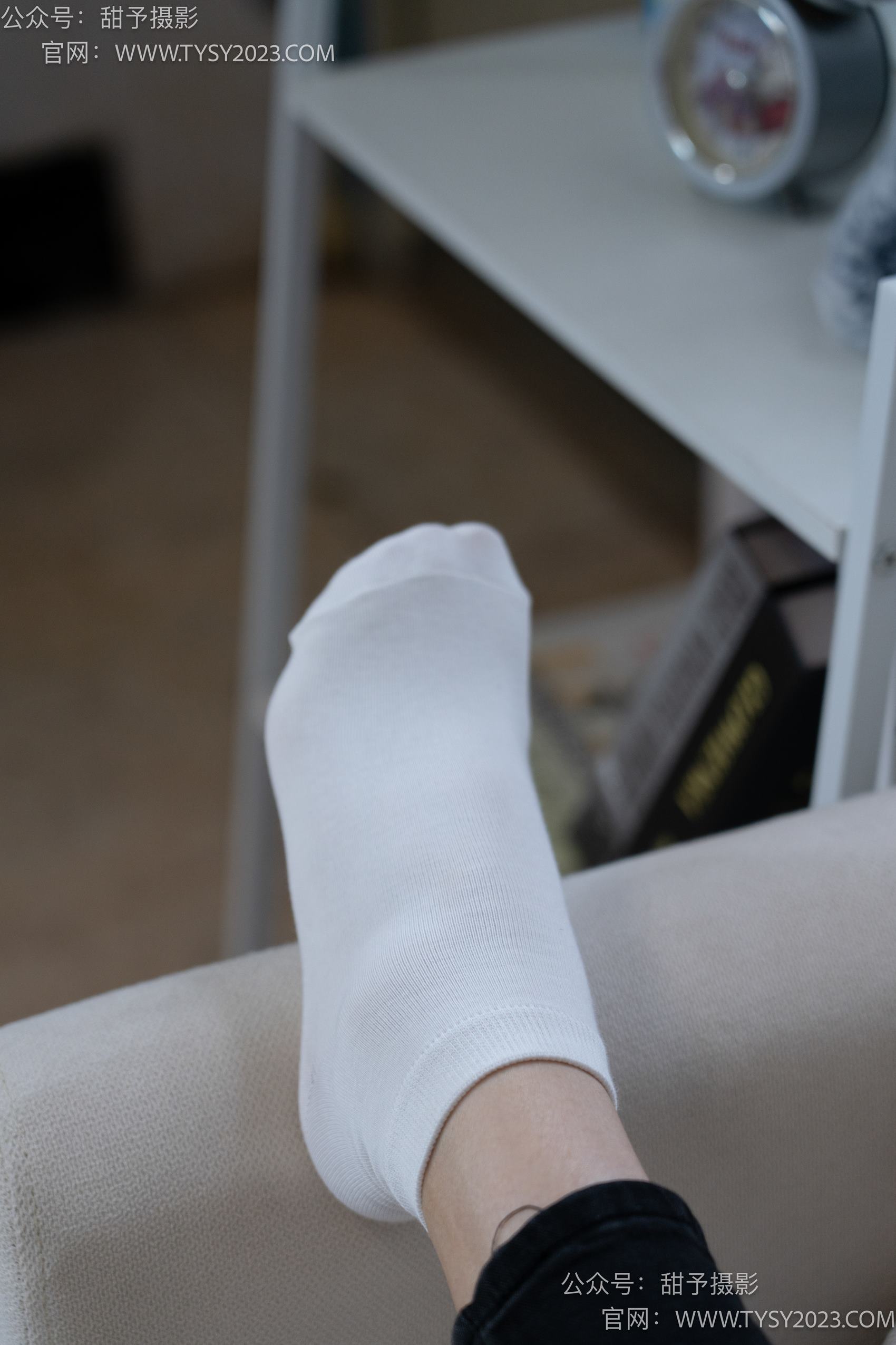 图片[69]-甜予摄影 NO.014 肉肉-运动鞋、白棉袜、裸足[116P] – 速更版-美库