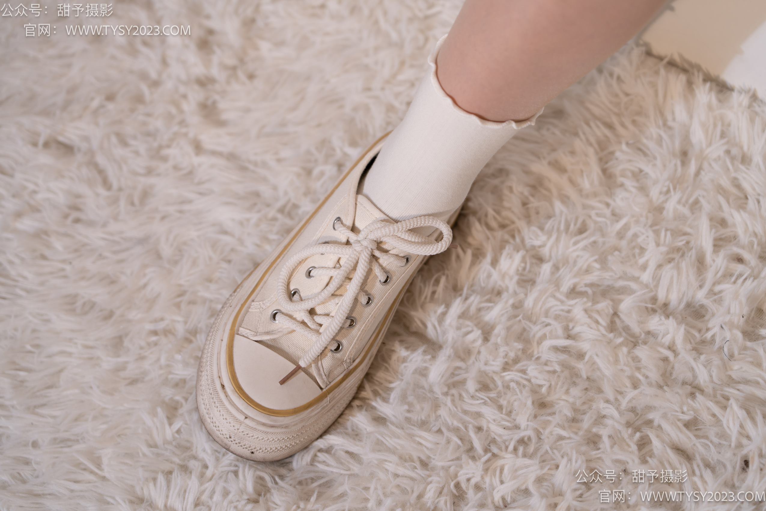 图片[12]-甜予摄影 NO.015 璇璇-帆布鞋、白棉袜、肉丝[143P] – 速更版-美库