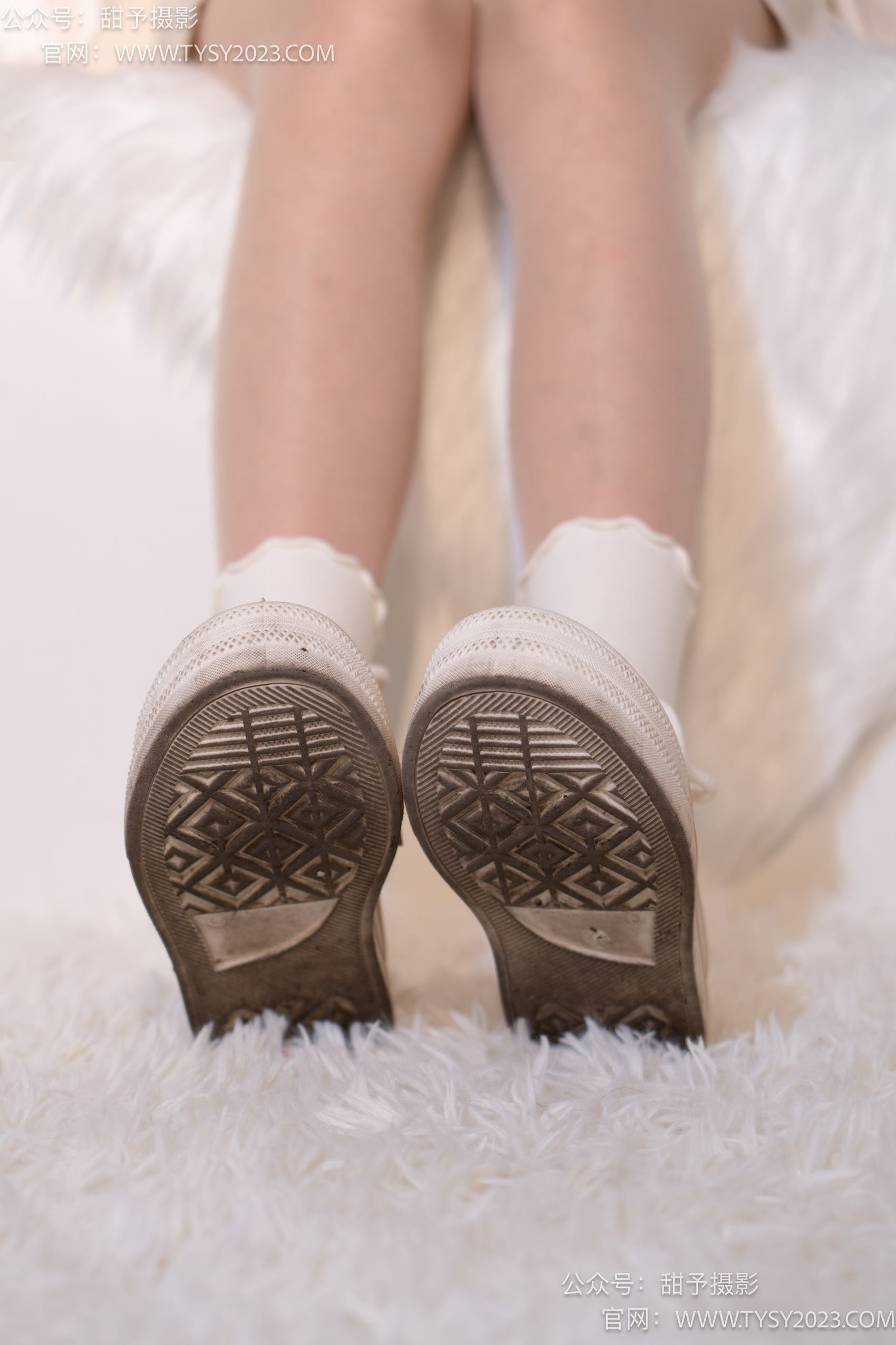 图片[14]-甜予摄影 NO.015 璇璇-帆布鞋、白棉袜、肉丝[143P] – 速更版-美库