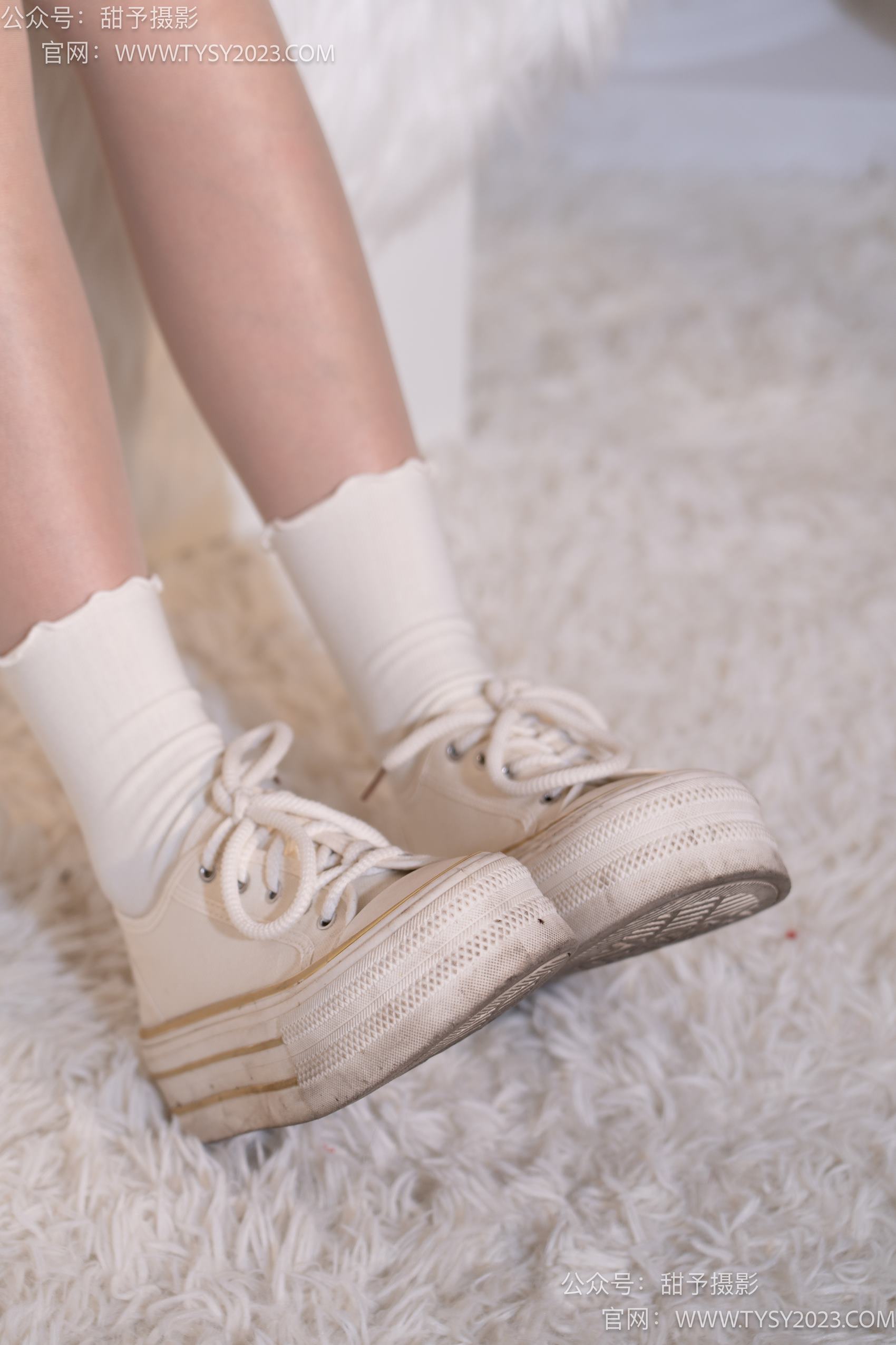 图片[16]-甜予摄影 NO.015 璇璇-帆布鞋、白棉袜、肉丝[143P] – 速更版-美库