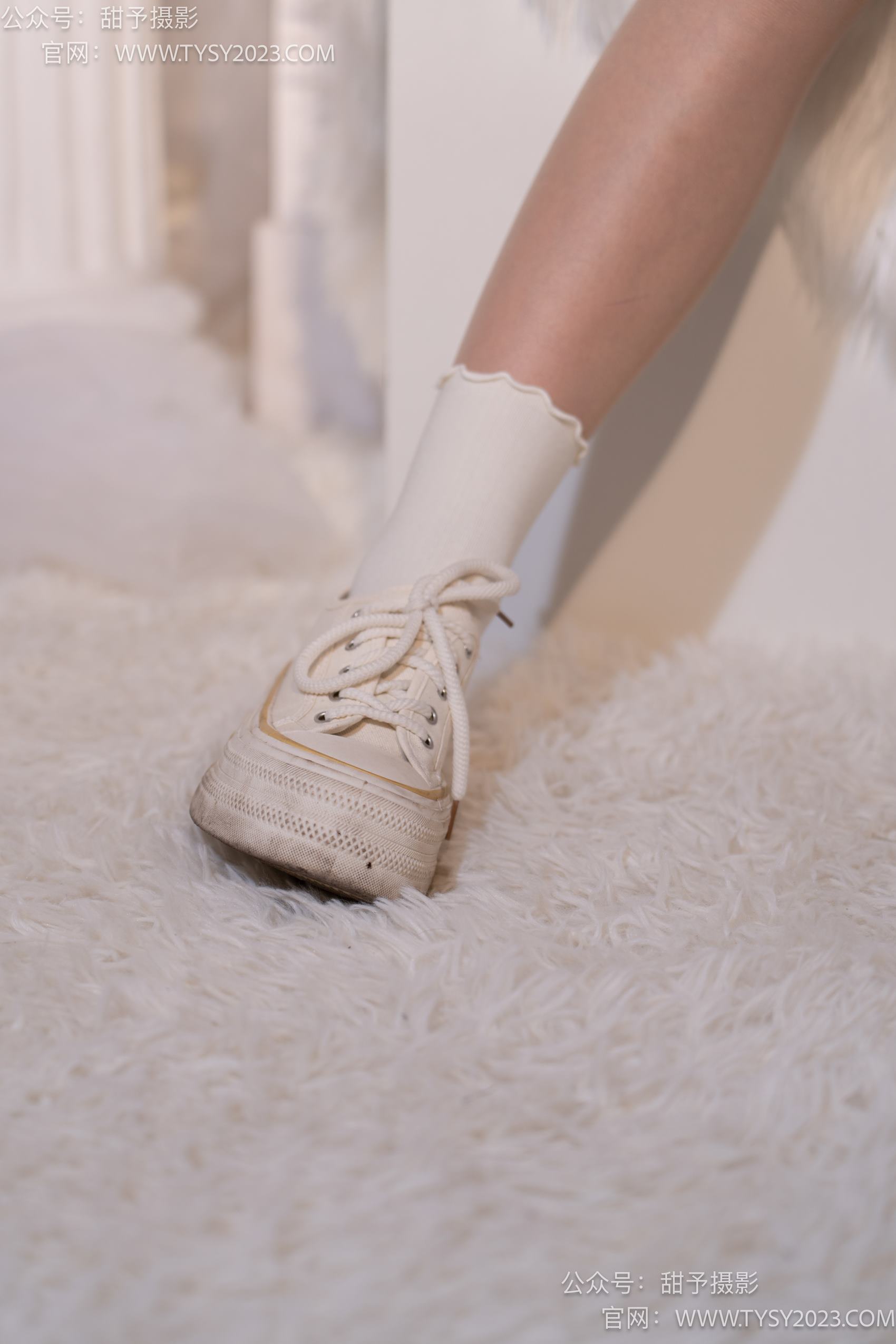 图片[34]-甜予摄影 NO.015 璇璇-帆布鞋、白棉袜、肉丝[143P] – 速更版-美库