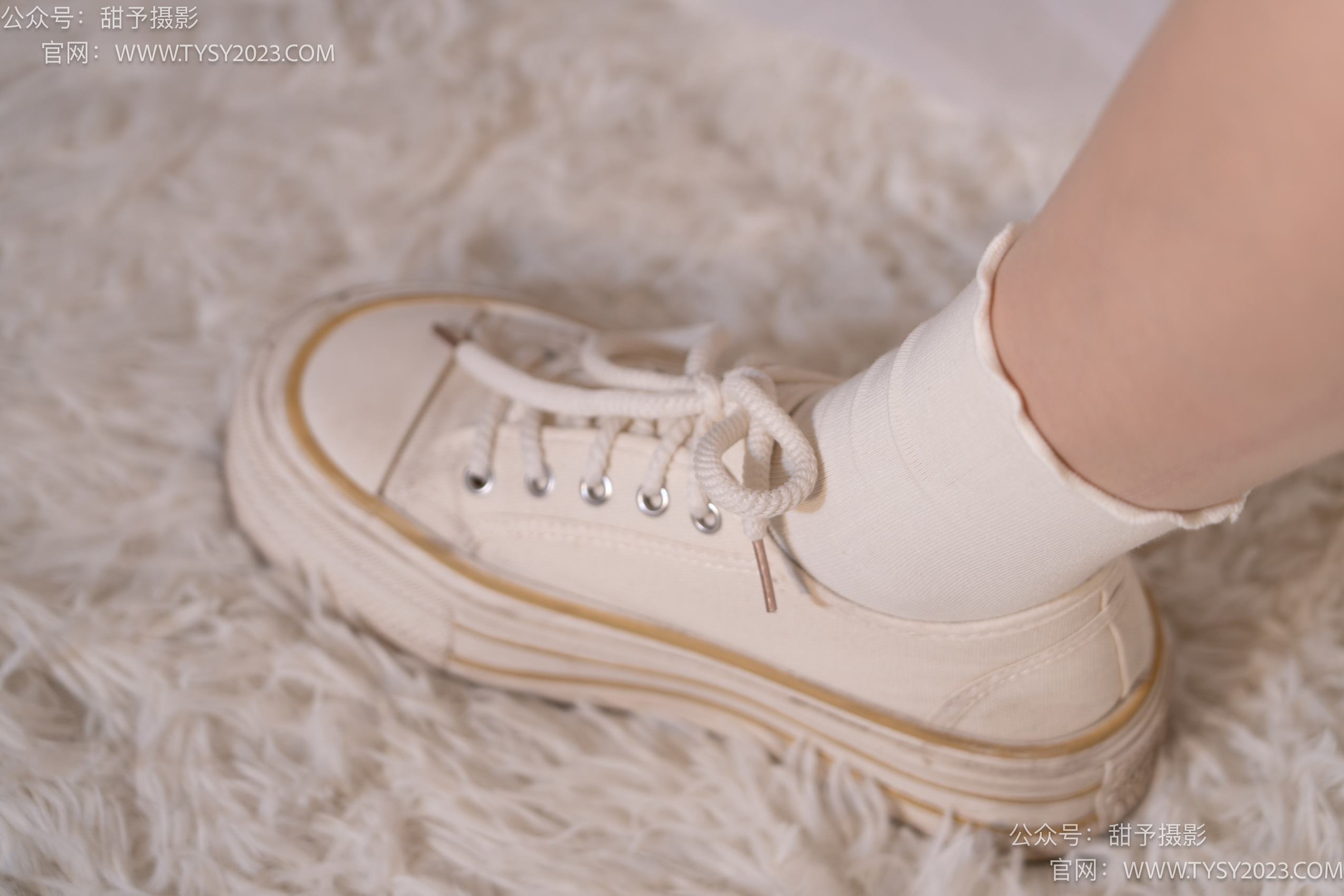 图片[39]-甜予摄影 NO.015 璇璇-帆布鞋、白棉袜、肉丝[143P] – 速更版-美库