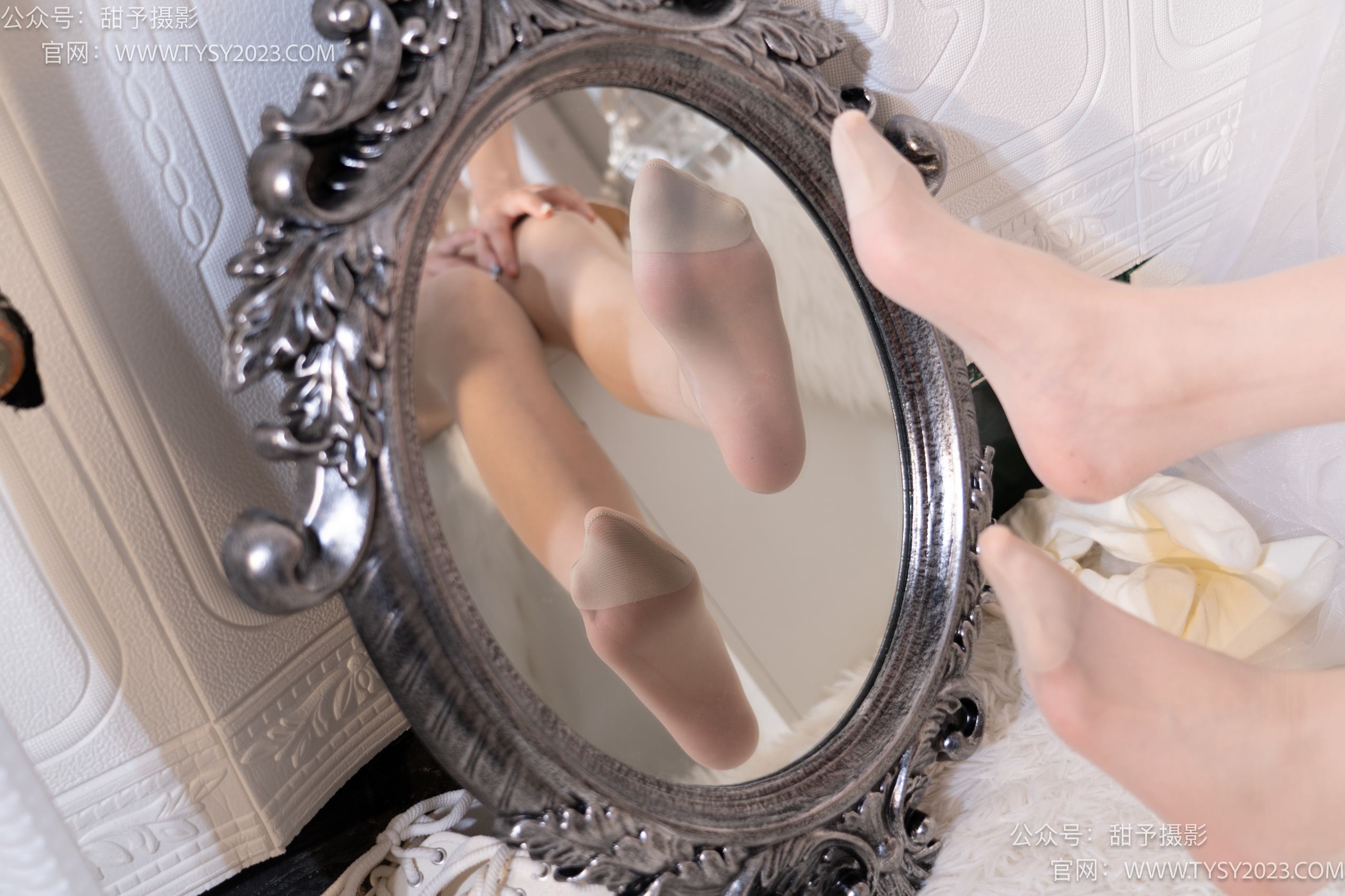 图片[131]-甜予摄影 NO.015 璇璇-帆布鞋、白棉袜、肉丝[143P] – 速更版-美库