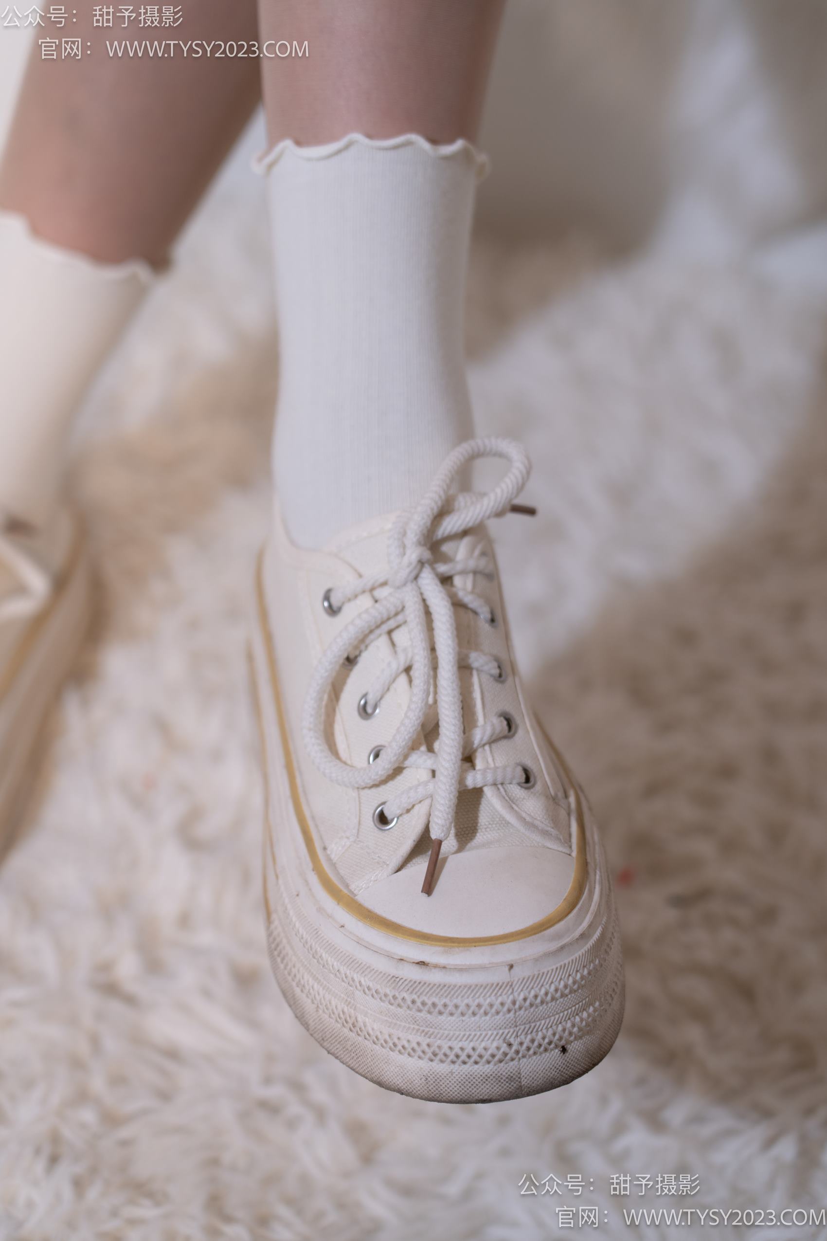 图片[144]-甜予摄影 NO.015 璇璇-帆布鞋、白棉袜、肉丝[143P] – 速更版-美库