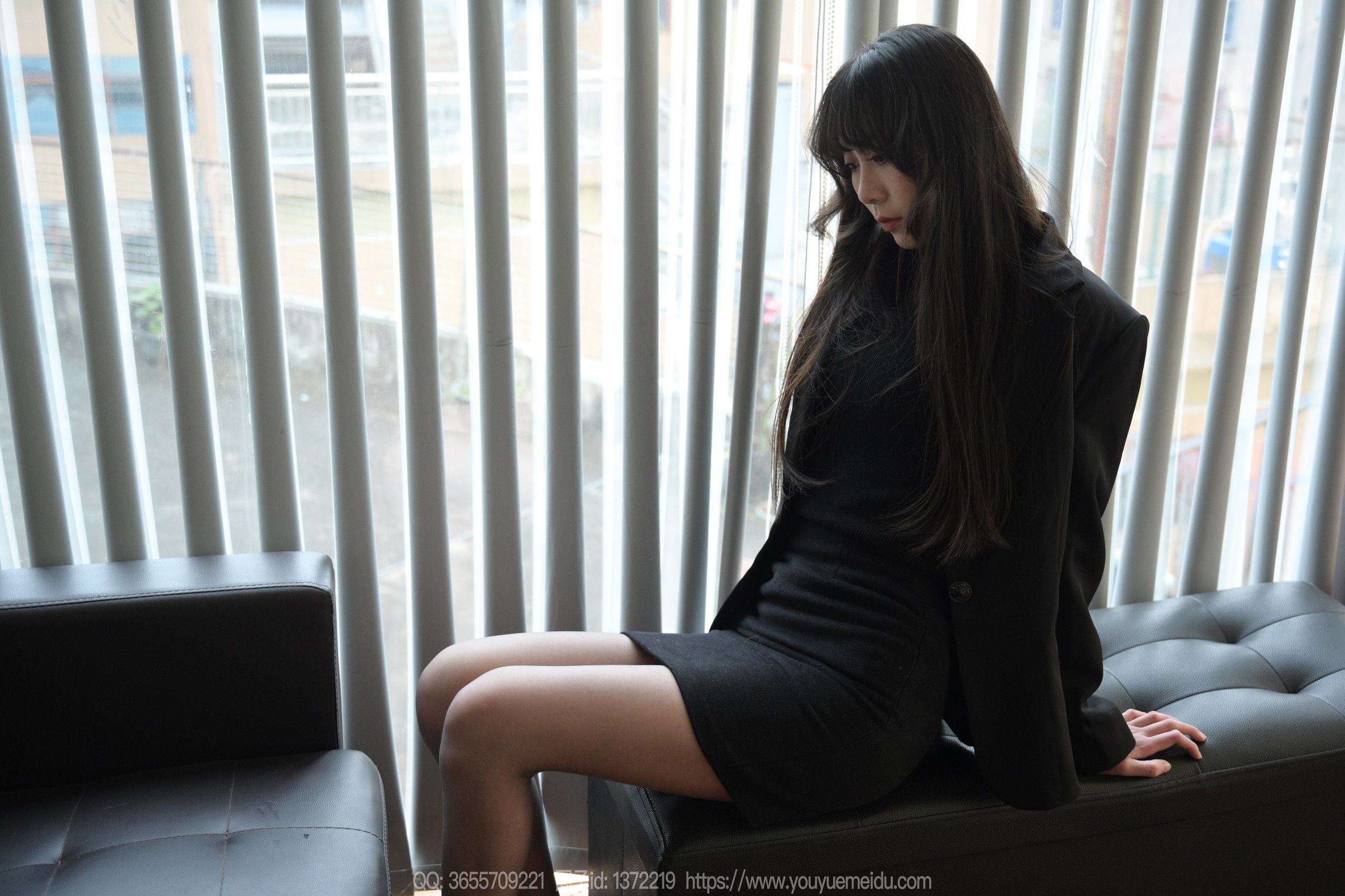 图片[28]-[IESS异思趣向] 2024.03.19 丝享家1693：团团《长腿黑执事》[94P] – 速更版-美库