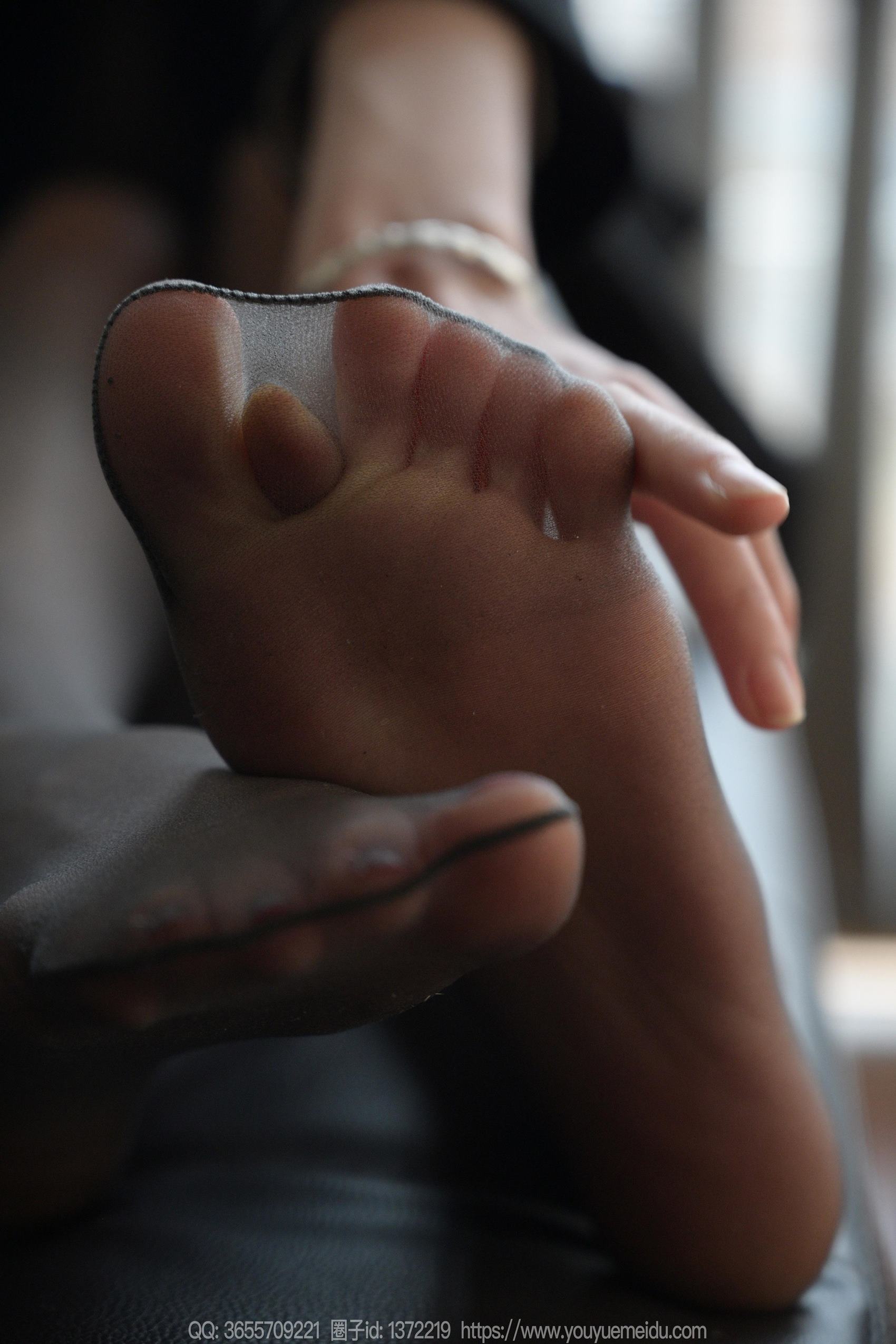 图片[52]-[IESS异思趣向] 2024.03.19 丝享家1693：团团《长腿黑执事》[94P] – 速更版-美库