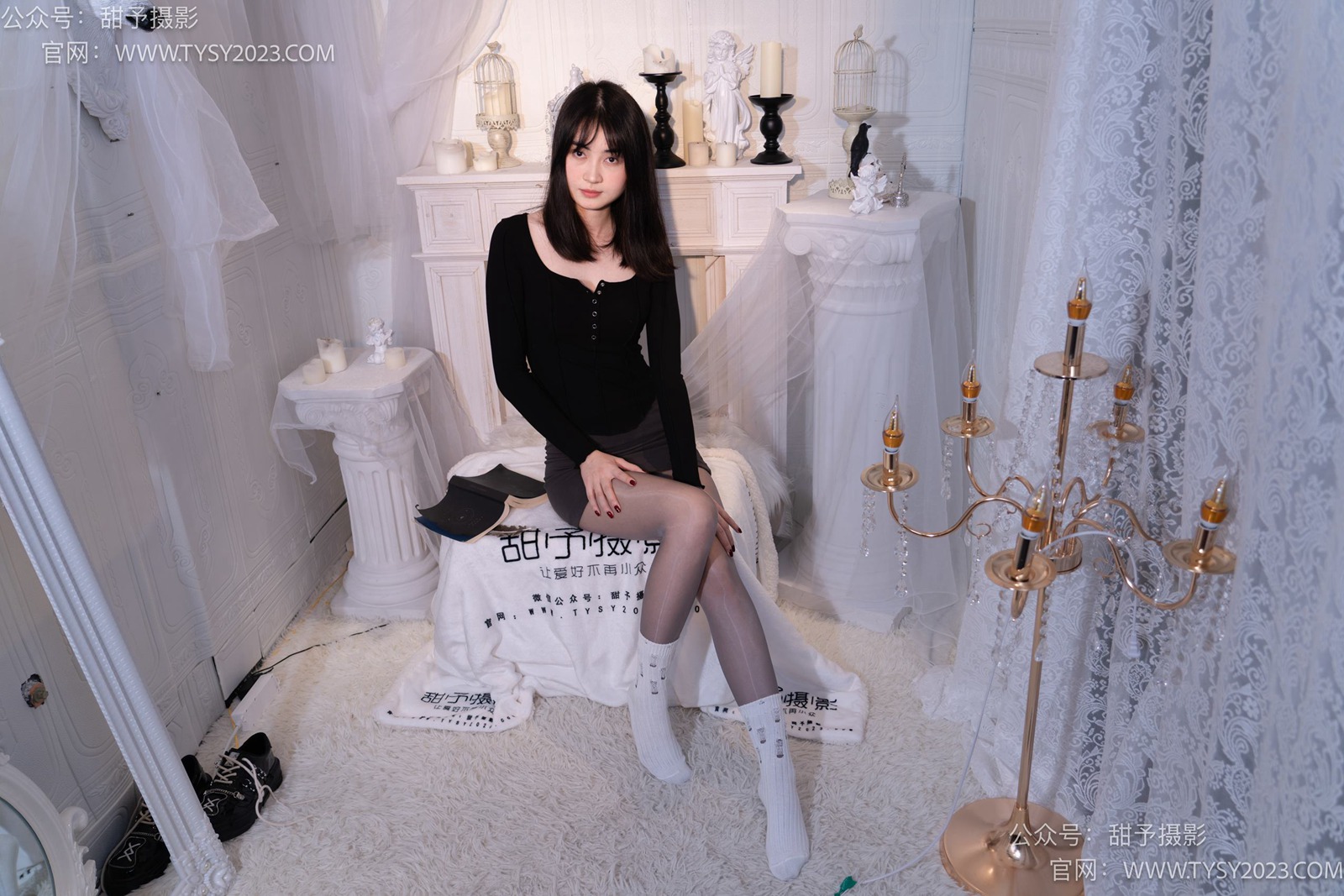 图片[45]-甜予摄影 NO.016 小野-皮鞋、白棉袜、油亮灰丝[130P] – 速更版-美库