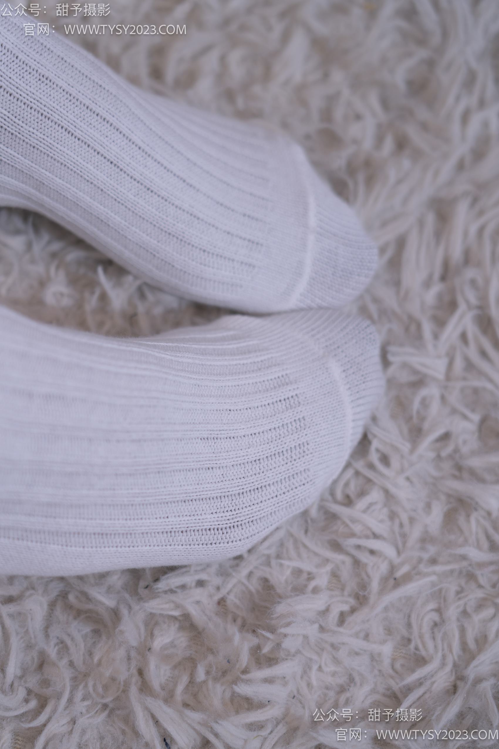 图片[48]-甜予摄影 NO.016 小野-皮鞋、白棉袜、油亮灰丝[130P] – 速更版-美库