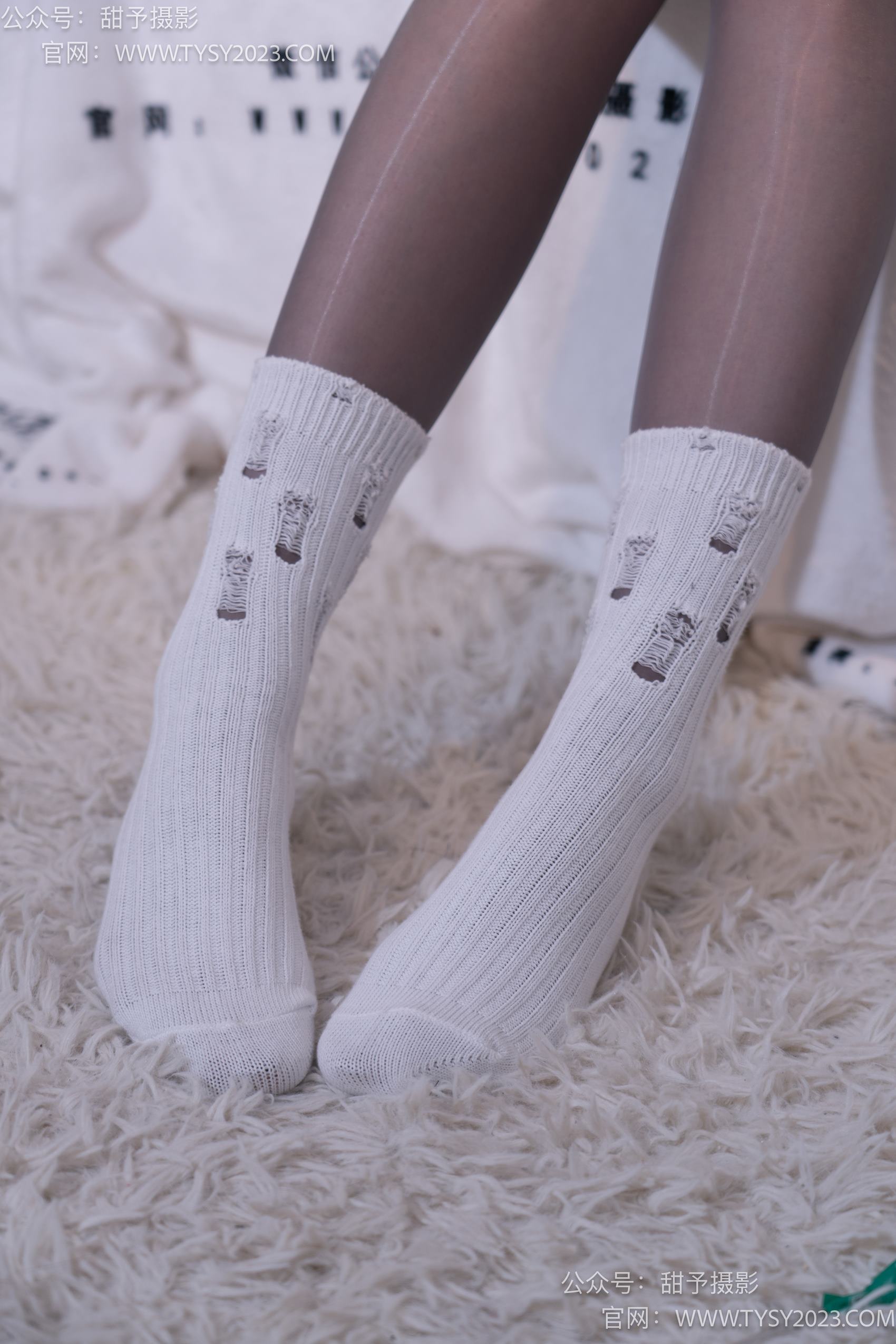 图片[52]-甜予摄影 NO.016 小野-皮鞋、白棉袜、油亮灰丝[130P] – 速更版-美库