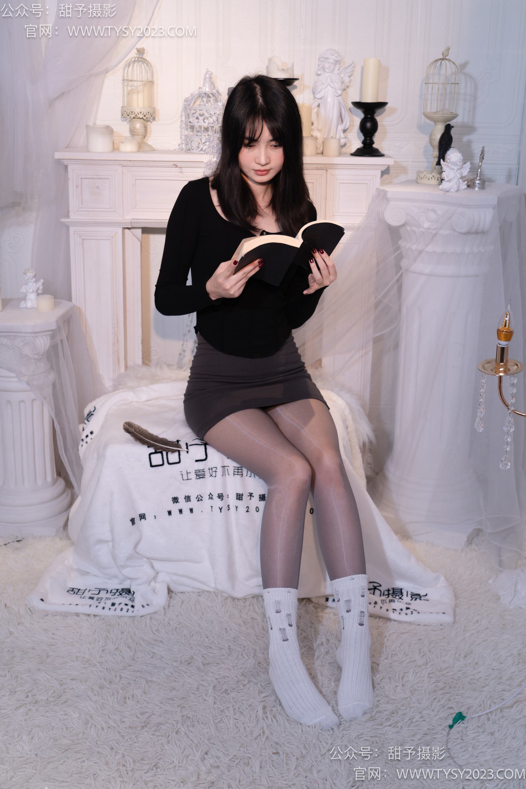 图片[55]-甜予摄影 NO.016 小野-皮鞋、白棉袜、油亮灰丝[130P] – 速更版-美库