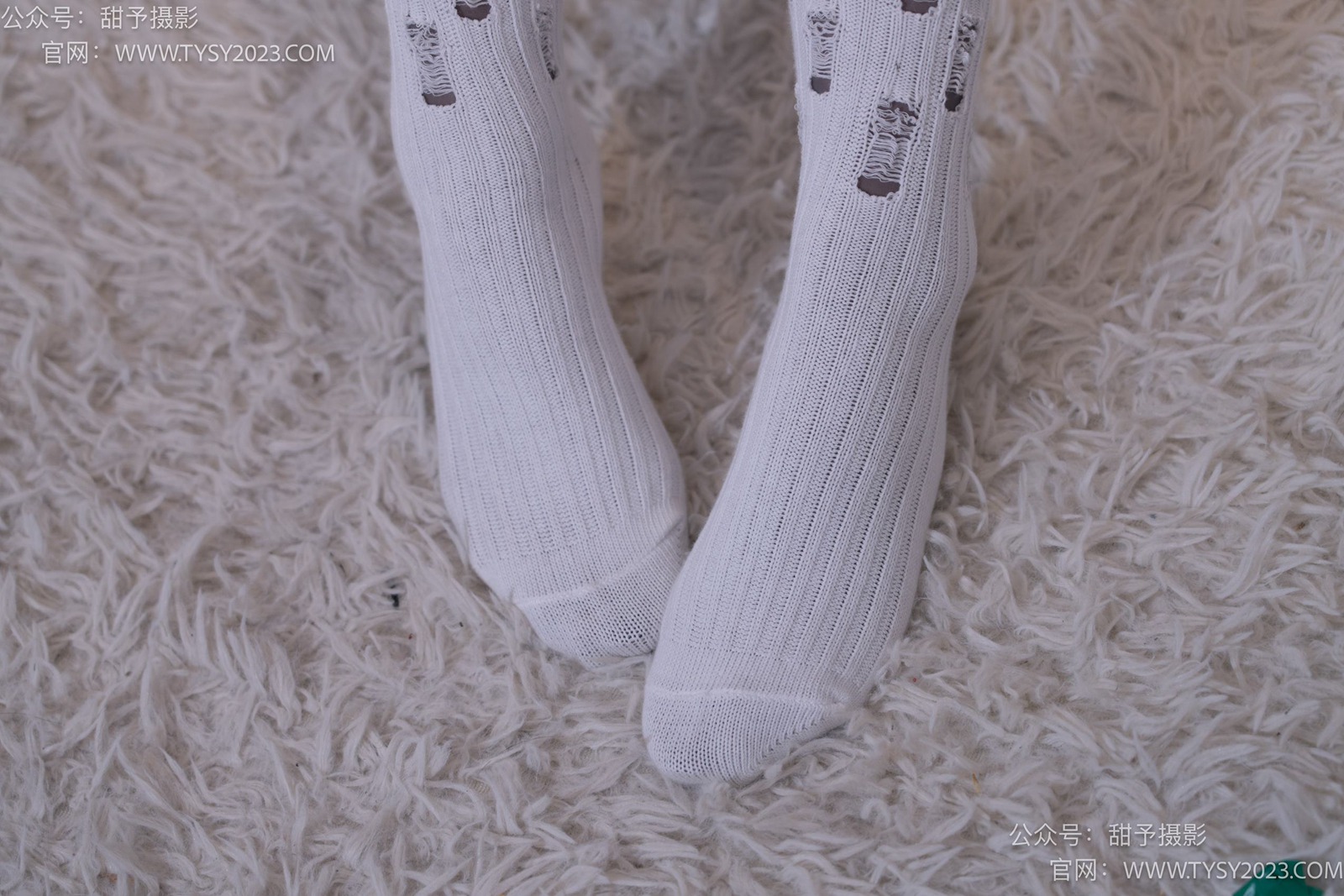 图片[63]-甜予摄影 NO.016 小野-皮鞋、白棉袜、油亮灰丝[130P] – 速更版-美库