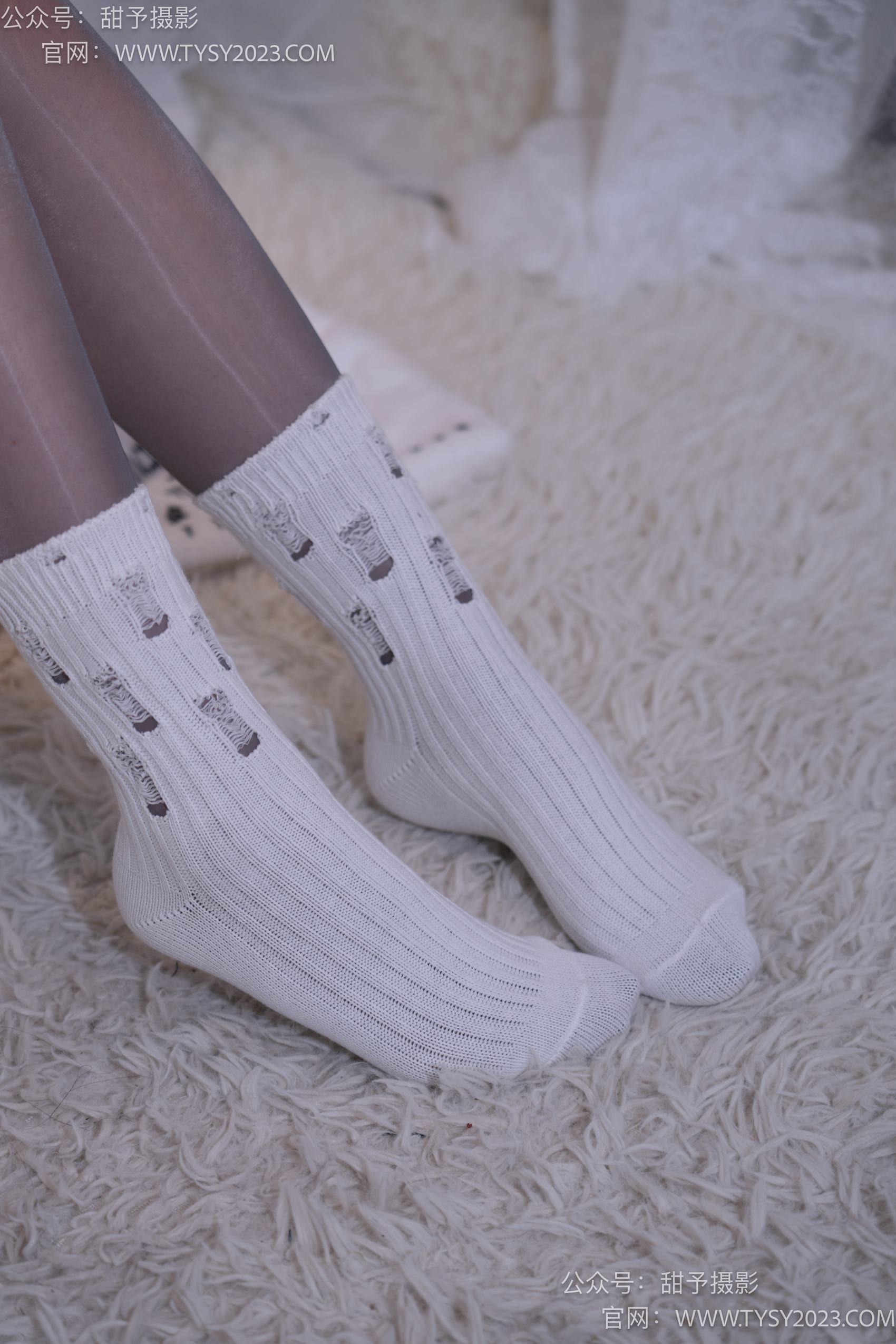 图片[66]-甜予摄影 NO.016 小野-皮鞋、白棉袜、油亮灰丝[130P] – 速更版-美库