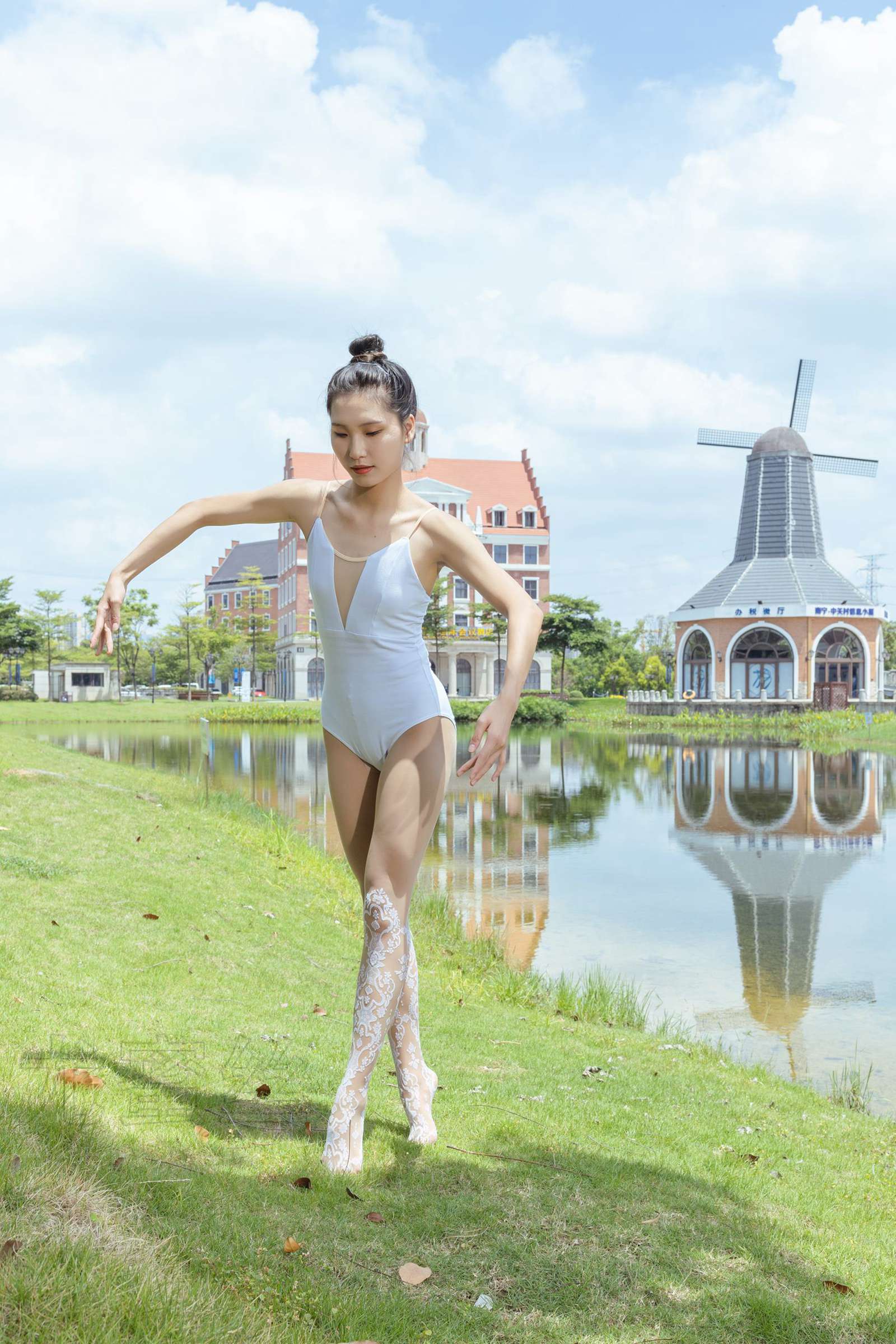 图片[46]-尤蜜丝 穿搭推广展示图集[48P] – 速更版-美库