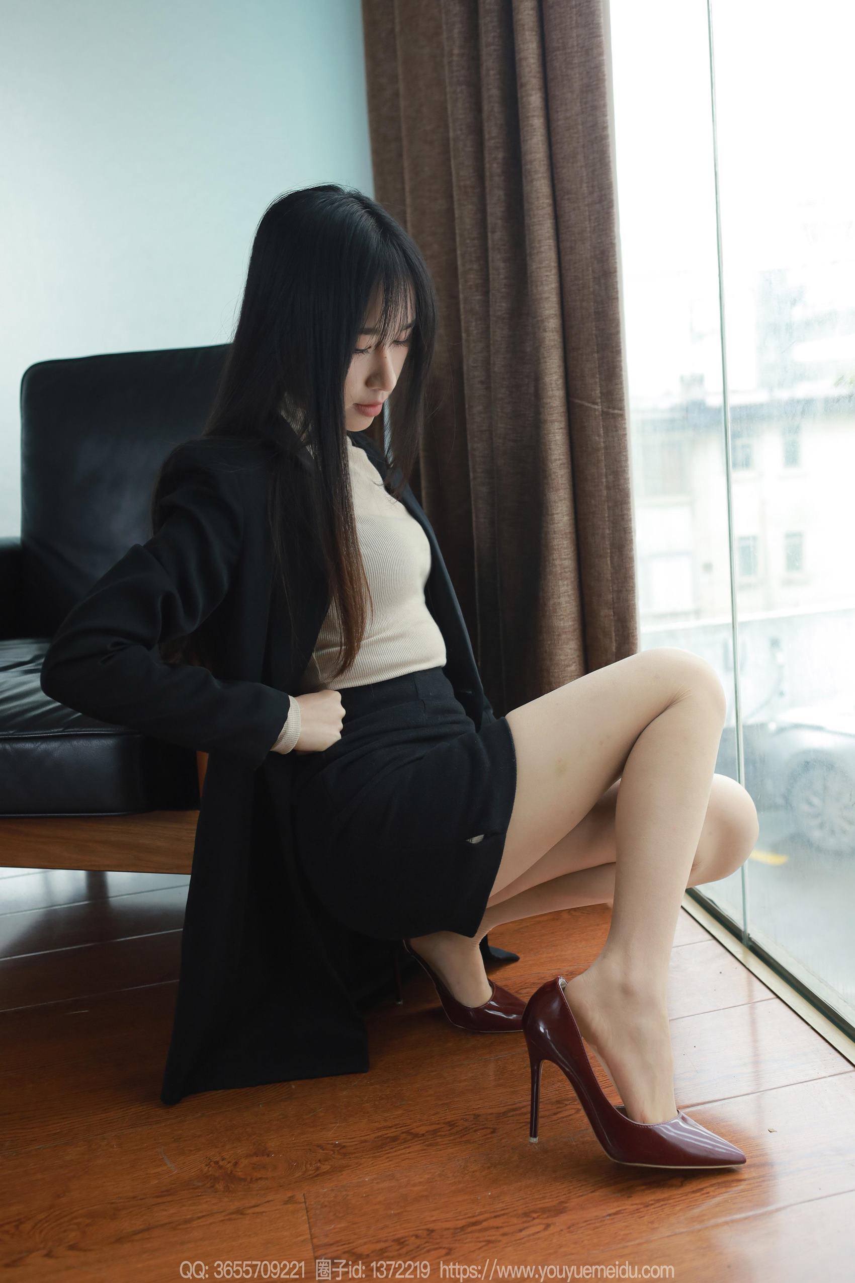 图片[38]-[IESS异思趣向] 2024.03.20 丝享家1694：美子《OL小黑裙》[87P] – 速更版-美库