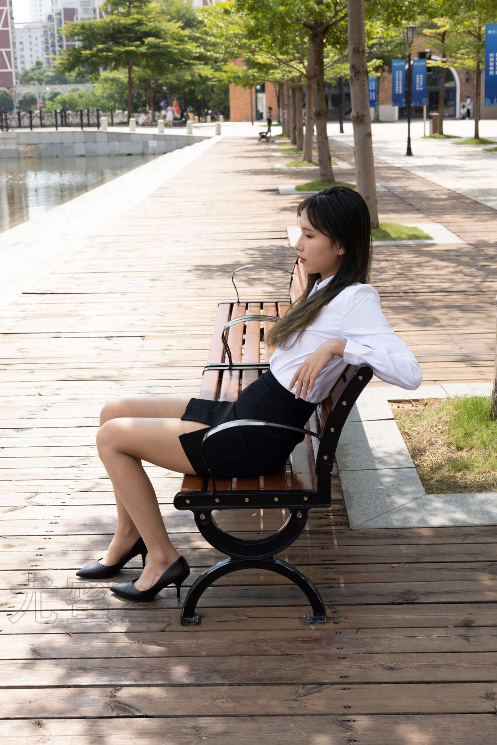 图片[25]-尤蜜丝 NO.072 穿搭推广展示图集[46P] – 速更版-美库