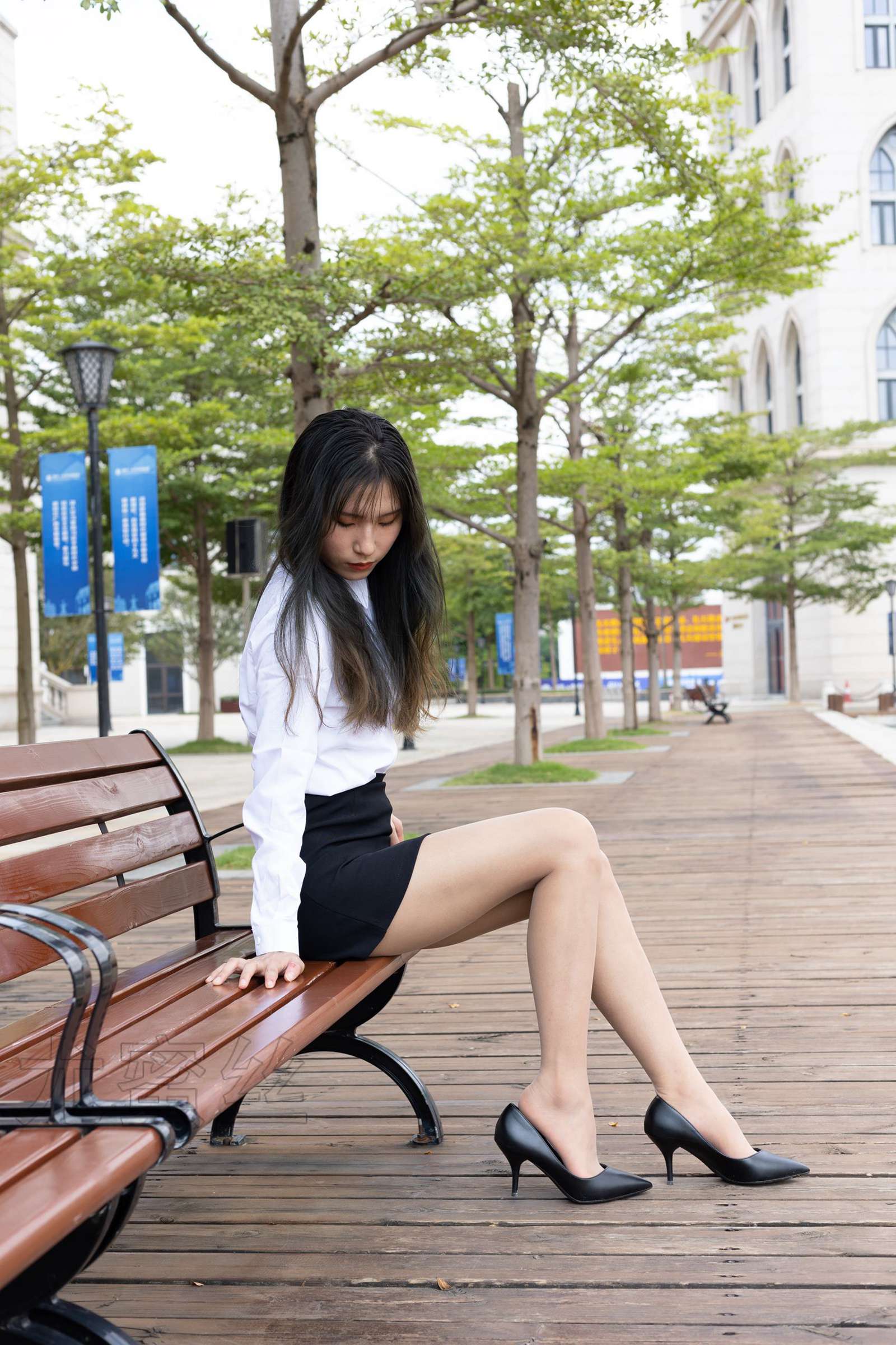 图片[31]-尤蜜丝 NO.072 穿搭推广展示图集[46P] – 速更版-美库