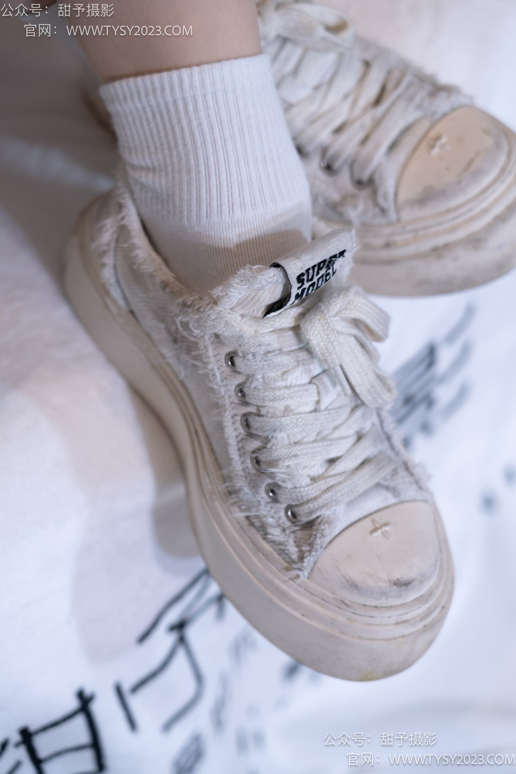 图片[58]-甜予摄影 NO.017 栗栗-板鞋、白棉袜、肉丝[130P] – 速更版-美库