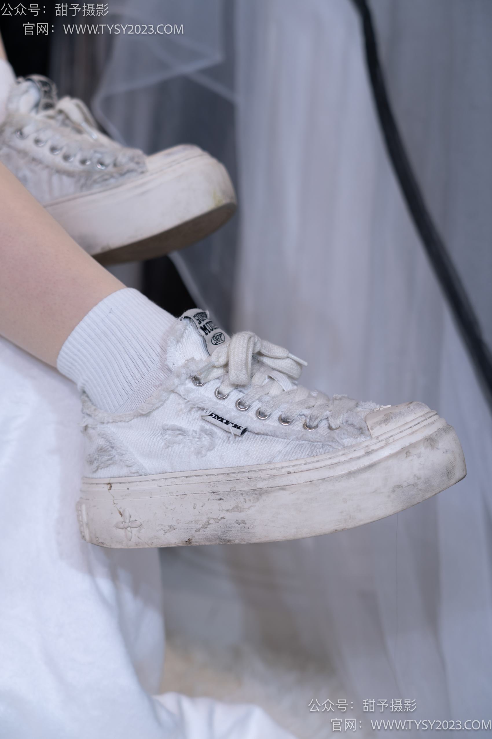 图片[63]-甜予摄影 NO.017 栗栗-板鞋、白棉袜、肉丝[130P] – 速更版-美库