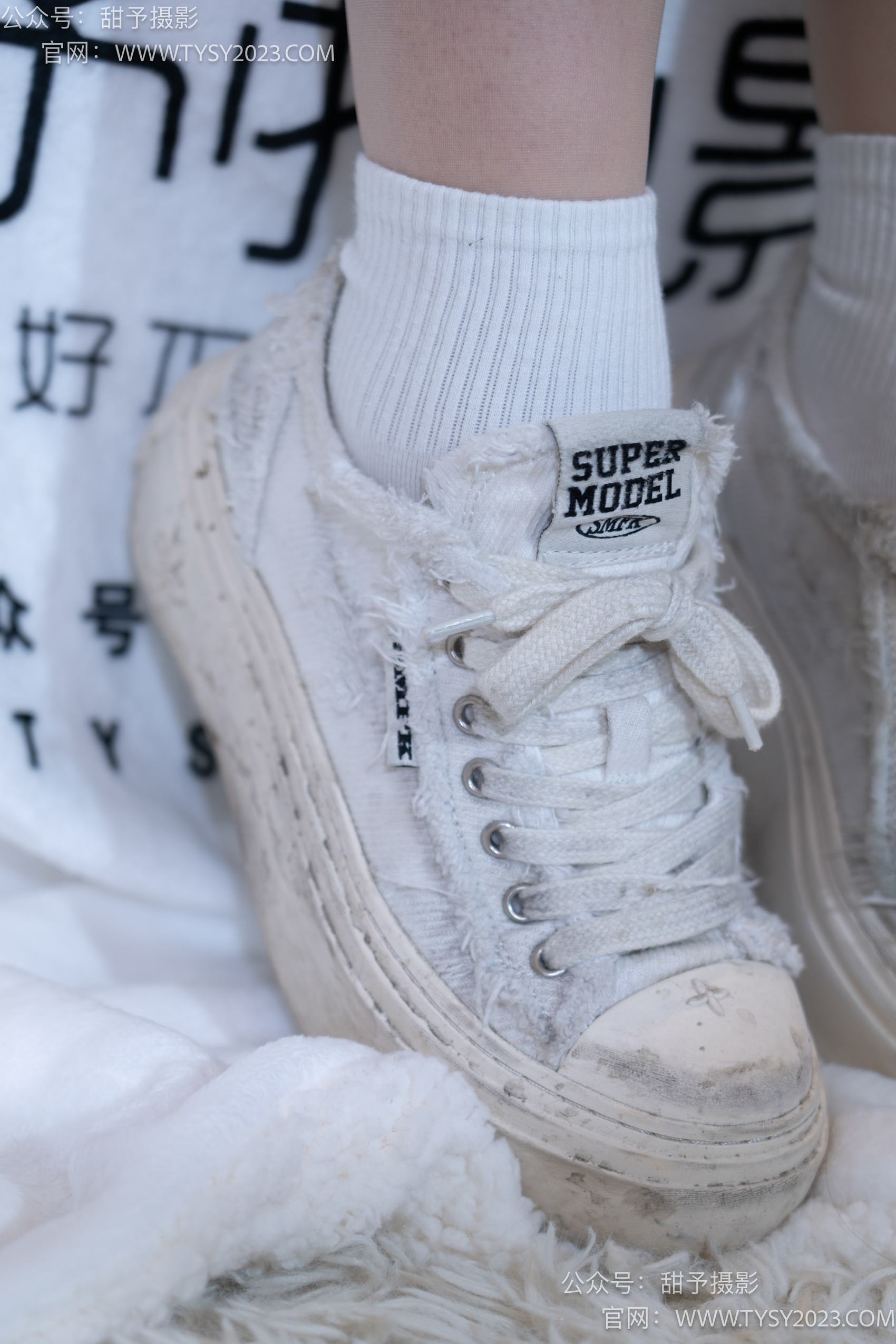 图片[71]-甜予摄影 NO.017 栗栗-板鞋、白棉袜、肉丝[130P] – 速更版-美库