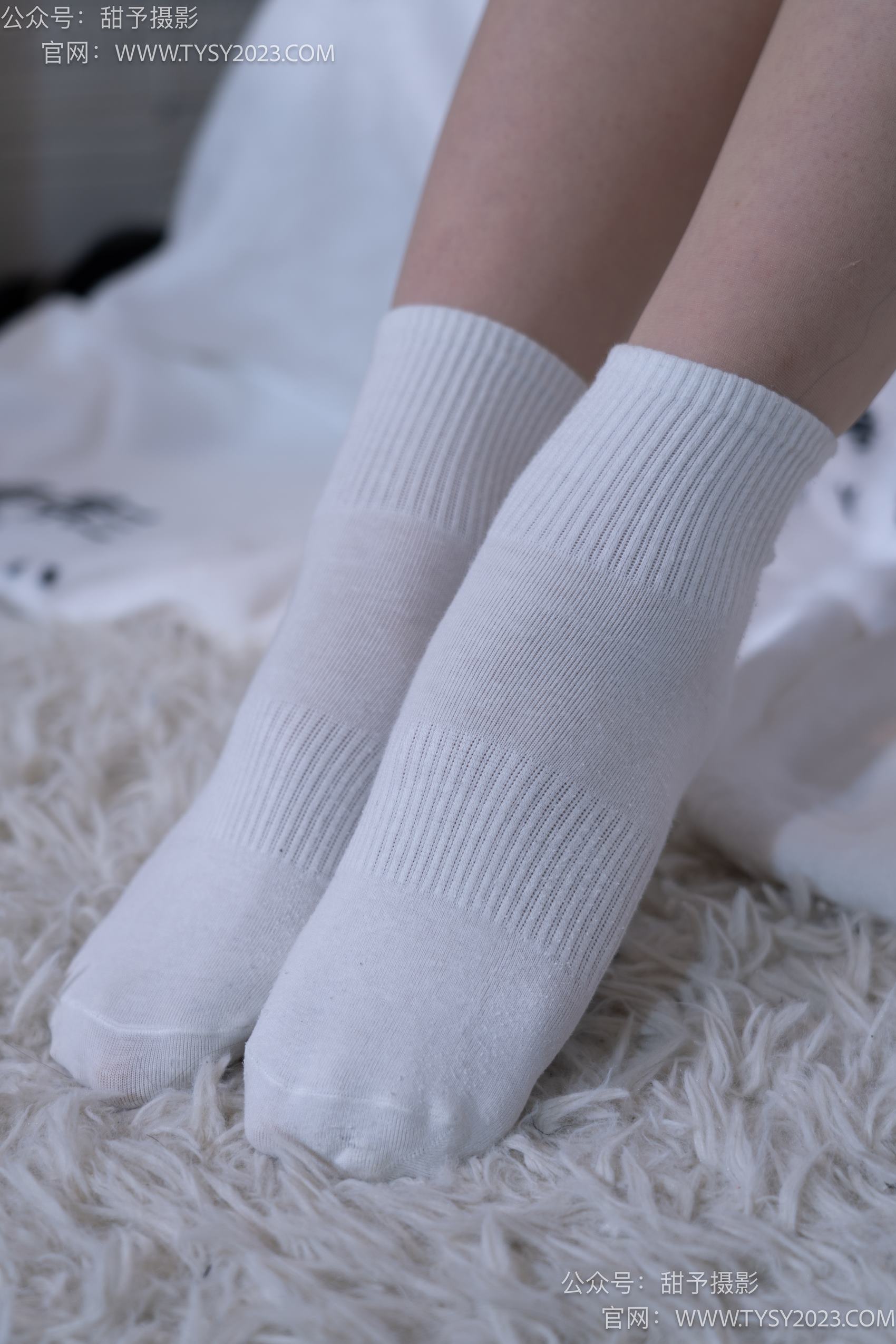图片[85]-甜予摄影 NO.017 栗栗-板鞋、白棉袜、肉丝[130P] – 速更版-美库