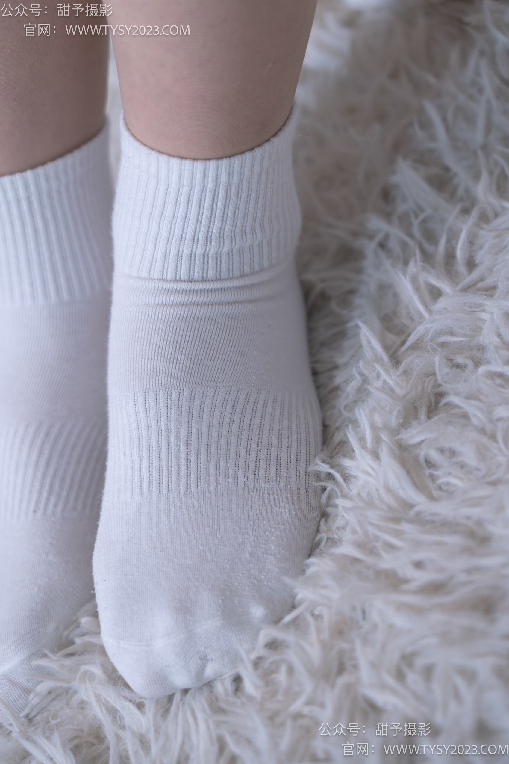 图片[95]-甜予摄影 NO.017 栗栗-板鞋、白棉袜、肉丝[130P] – 速更版-美库