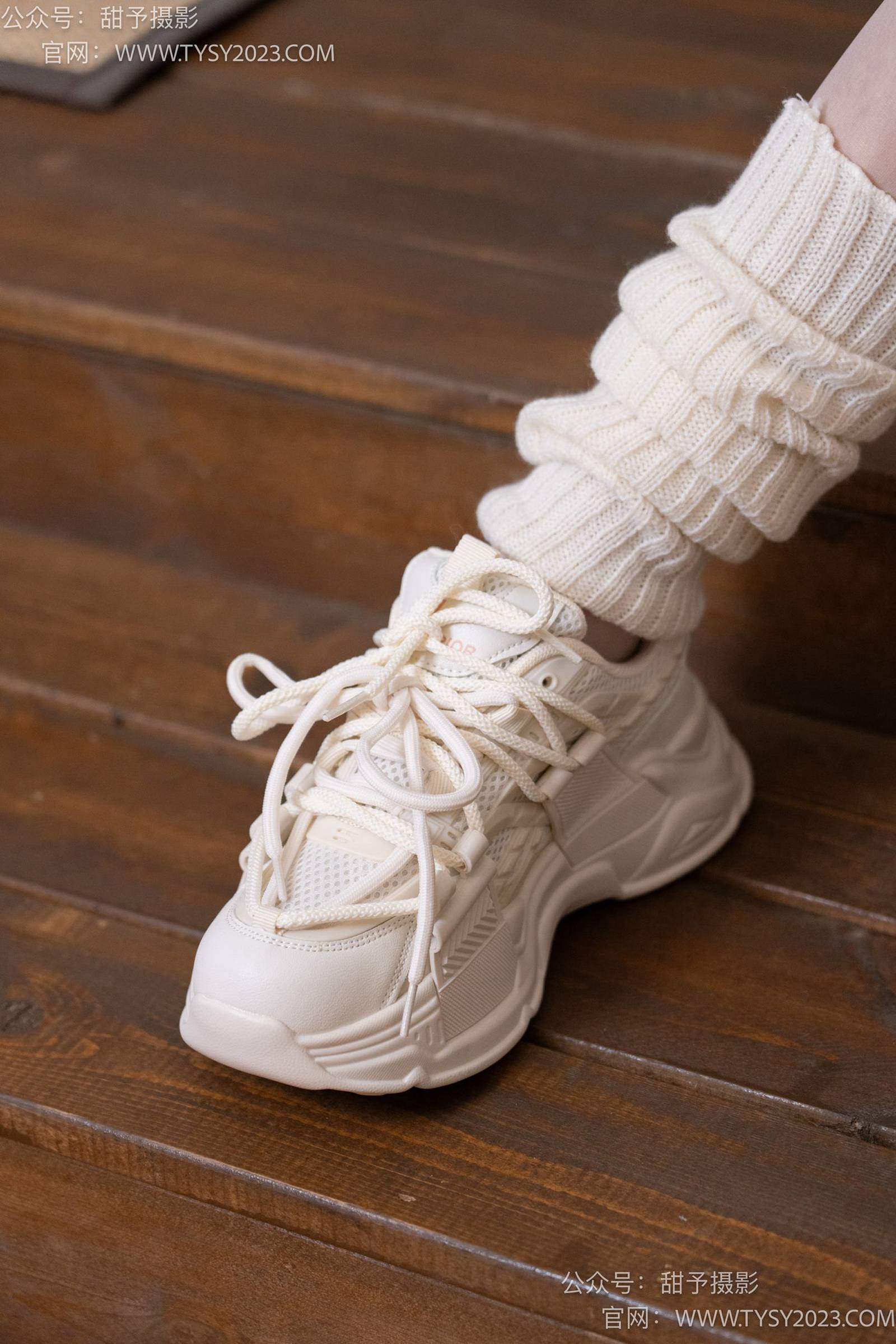 图片[71]-甜予摄影 NO.018 璇璇-运动鞋、白丝[131P] – 速更版-美库