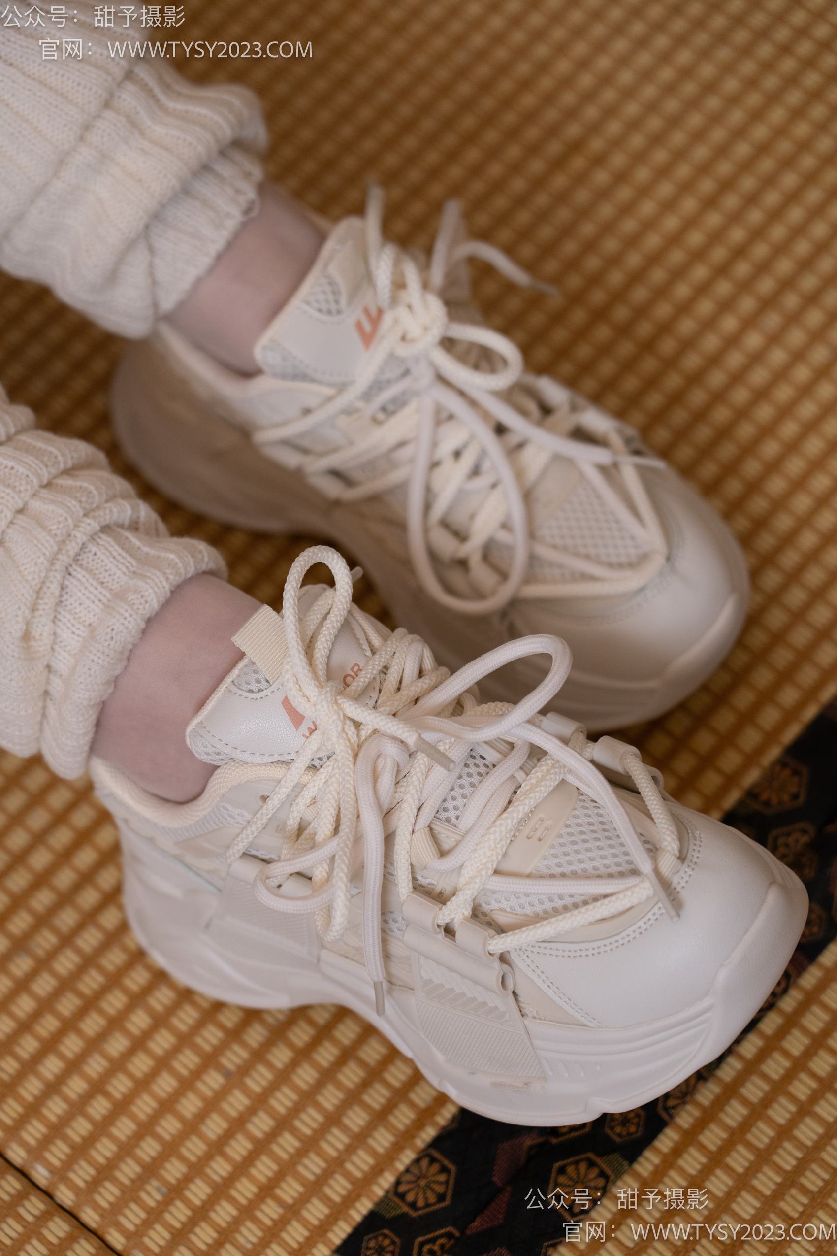 图片[96]-甜予摄影 NO.018 璇璇-运动鞋、白丝[131P] – 速更版-美库