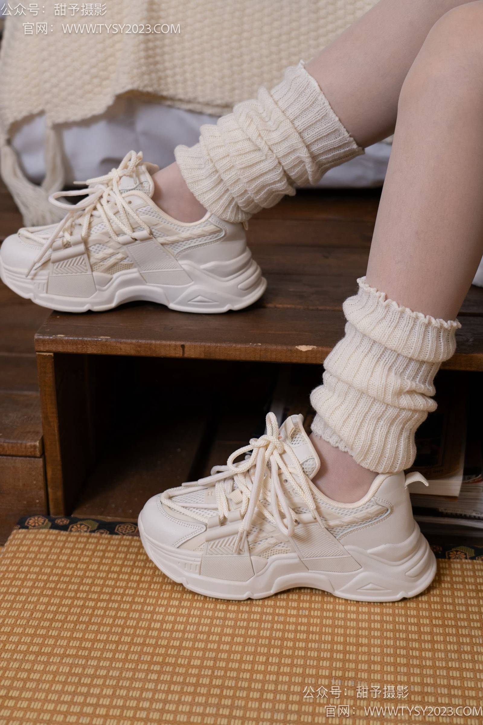 图片[120]-甜予摄影 NO.018 璇璇-运动鞋、白丝[131P] – 速更版-美库