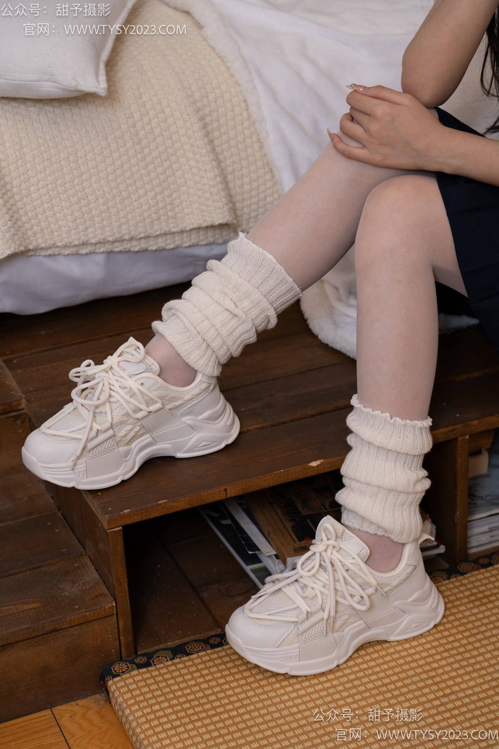 图片[121]-甜予摄影 NO.018 璇璇-运动鞋、白丝[131P] – 速更版-美库
