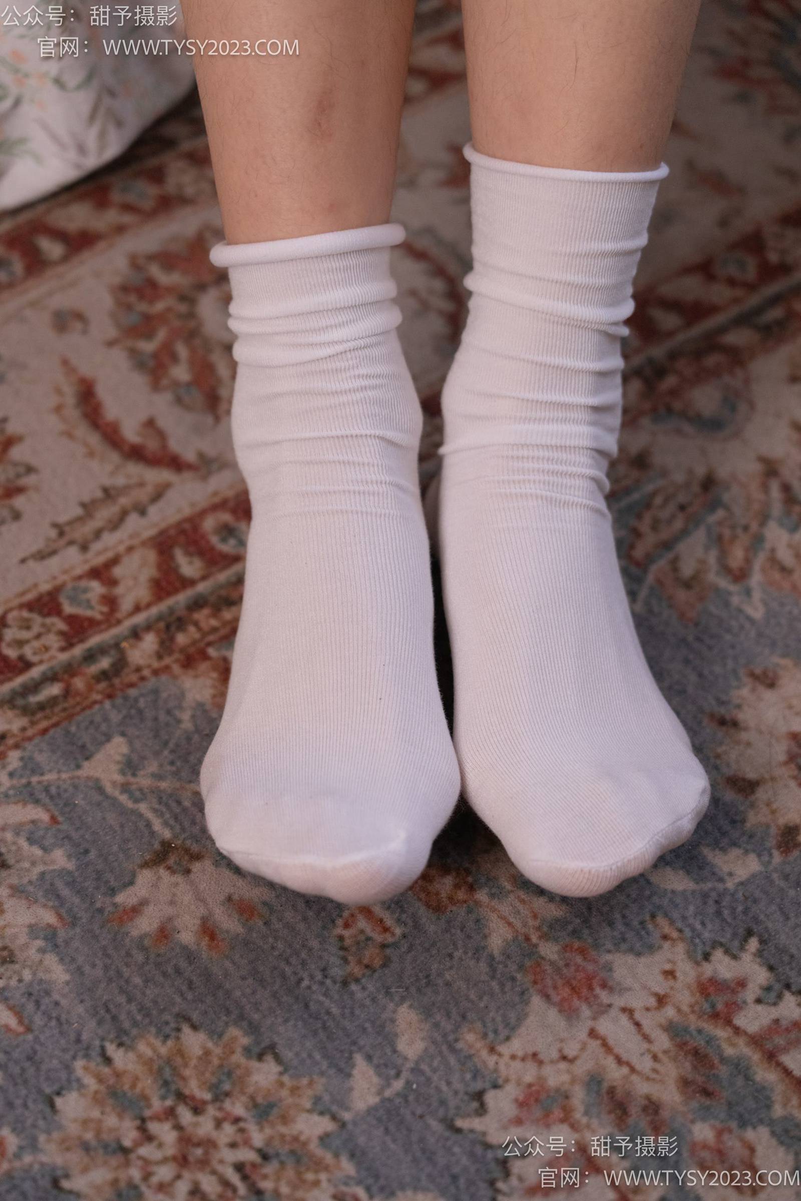 图片[39]-甜予摄影 NO.019 艺艺-皮鞋、白棉袜、裸足[128P] – 速更版-美库