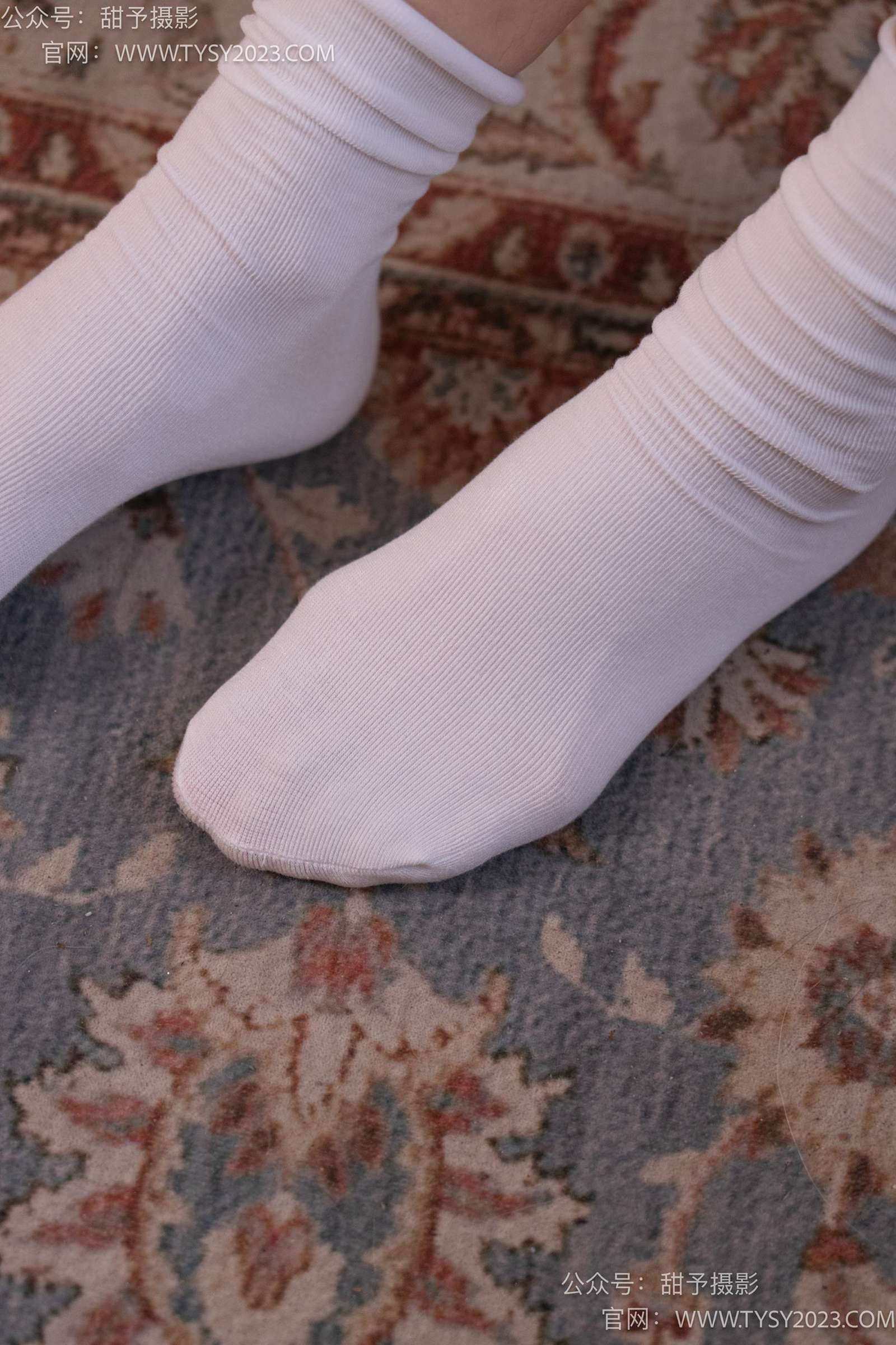 图片[40]-甜予摄影 NO.019 艺艺-皮鞋、白棉袜、裸足[128P] – 速更版-美库