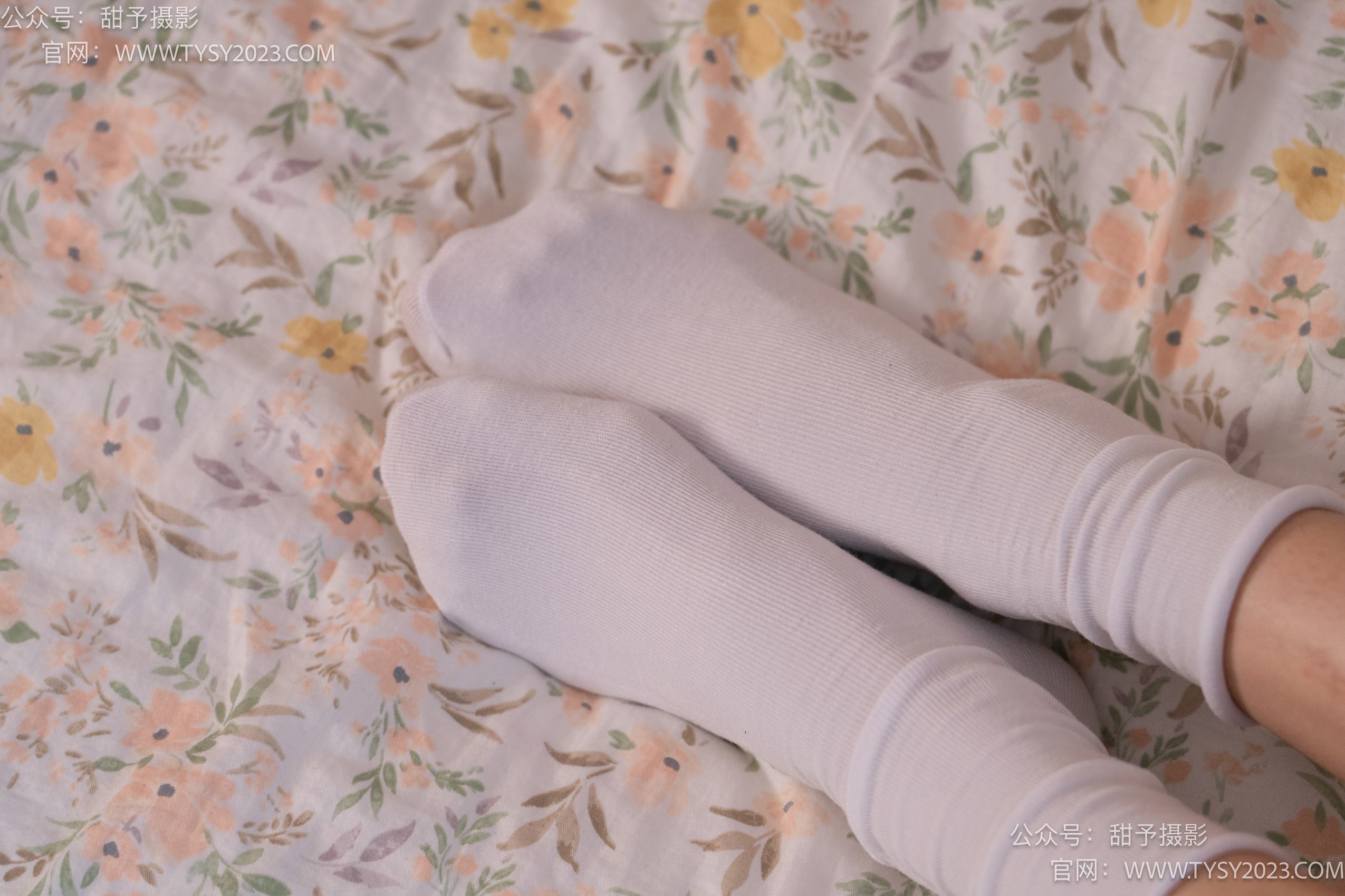 图片[61]-甜予摄影 NO.019 艺艺-皮鞋、白棉袜、裸足[128P] – 速更版-美库