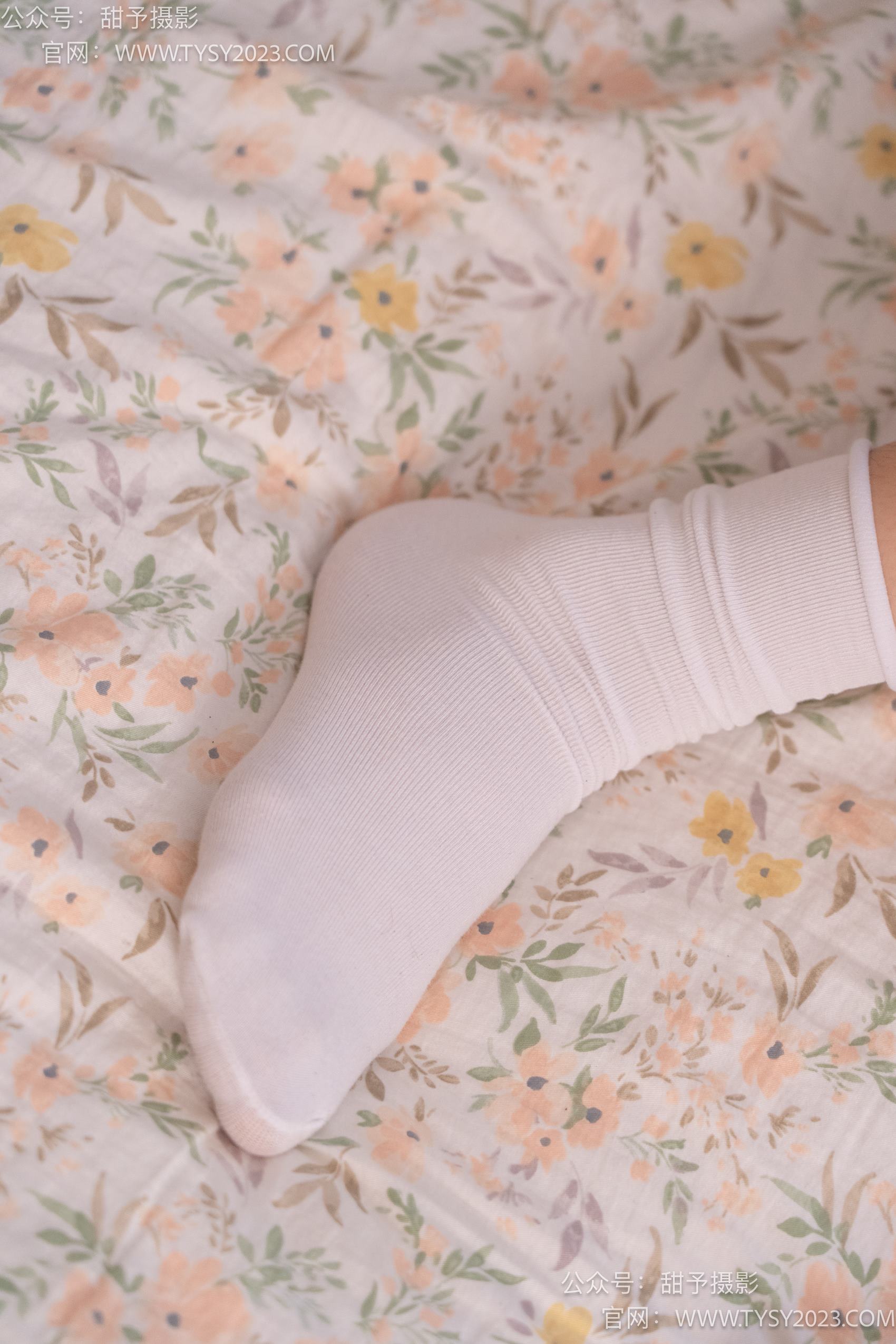 图片[73]-甜予摄影 NO.019 艺艺-皮鞋、白棉袜、裸足[128P] – 速更版-美库