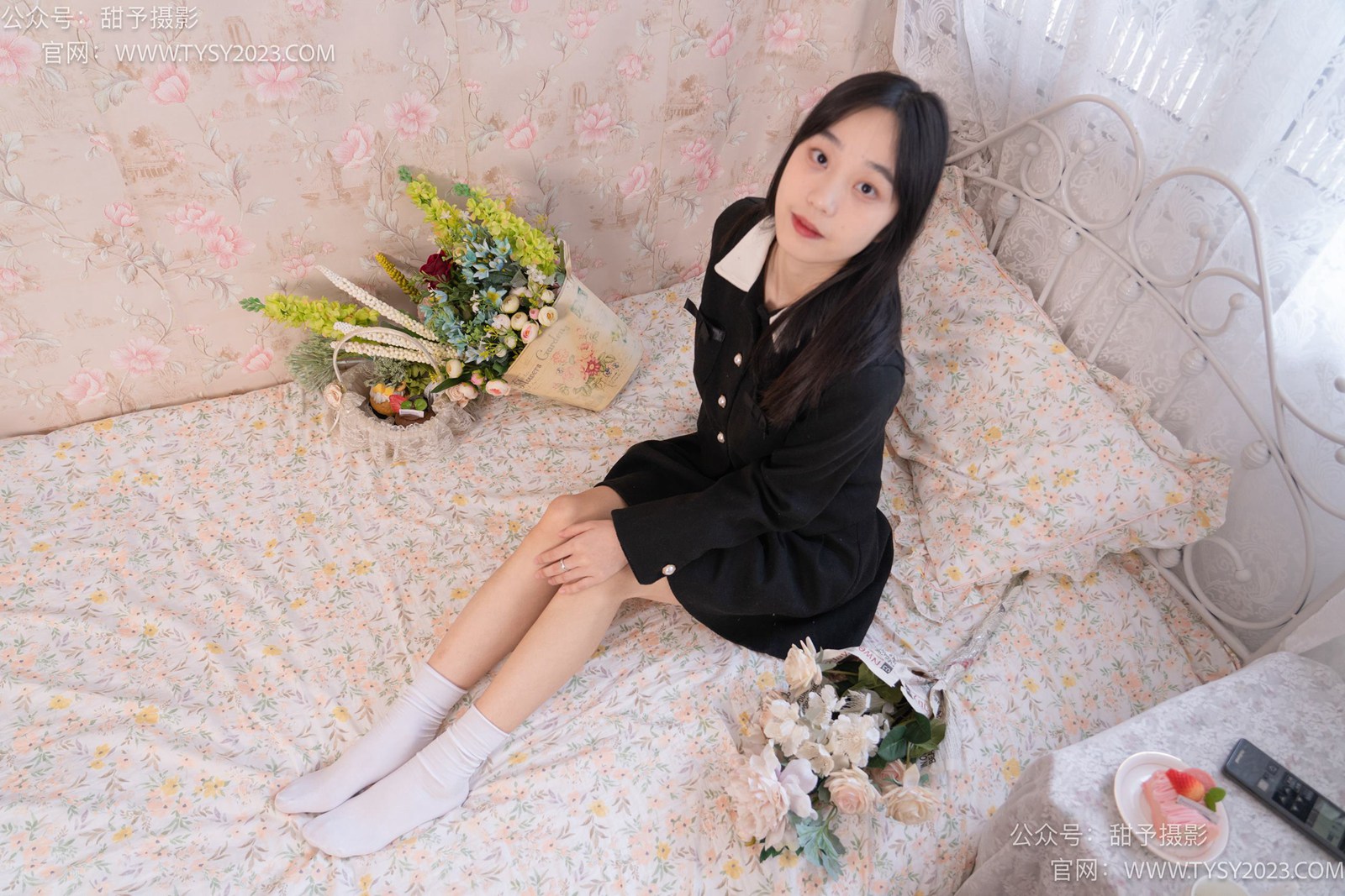 图片[84]-甜予摄影 NO.019 艺艺-皮鞋、白棉袜、裸足[128P] – 速更版-美库