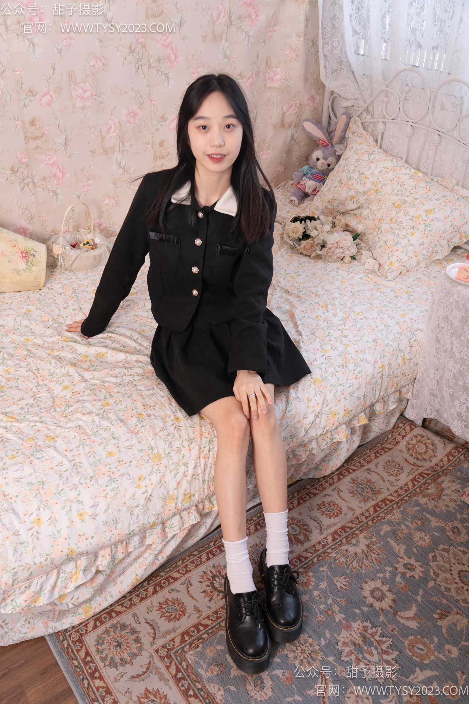 图片[129]-甜予摄影 NO.019 艺艺-皮鞋、白棉袜、裸足[128P] – 速更版-美库