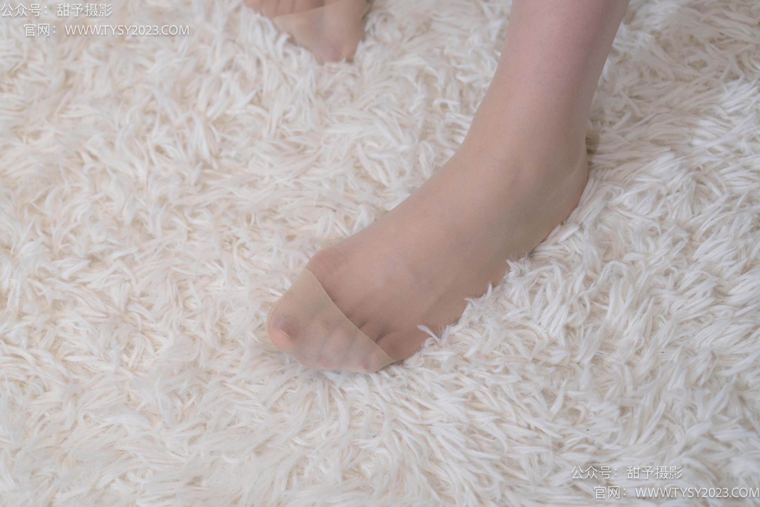 图片[34]-甜予摄影 NO.020 鱼鱼-皮鞋、蕾丝袜、肉丝[129P] – 速更版-美库