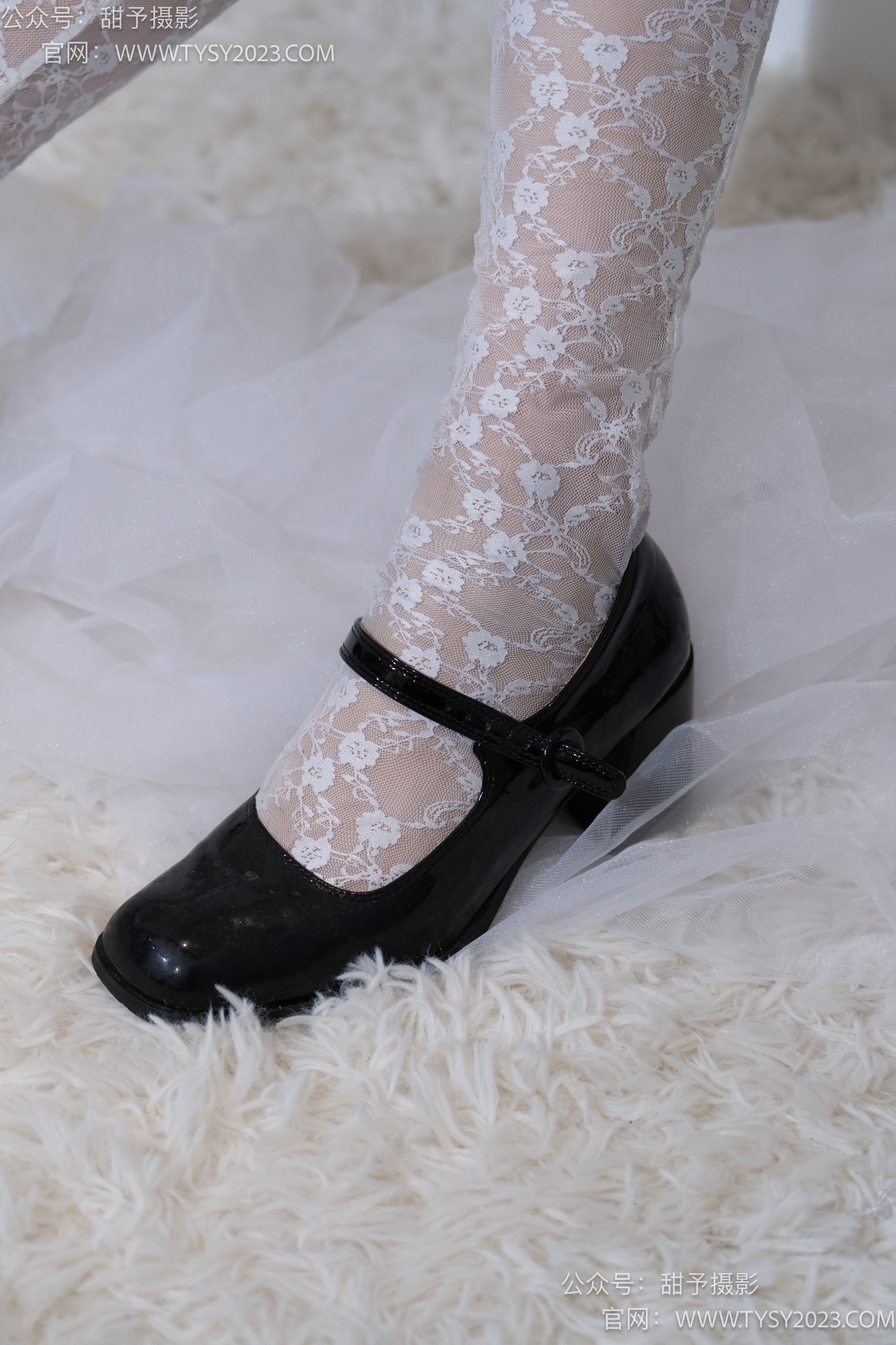 图片[72]-甜予摄影 NO.020 鱼鱼-皮鞋、蕾丝袜、肉丝[129P] – 速更版-美库