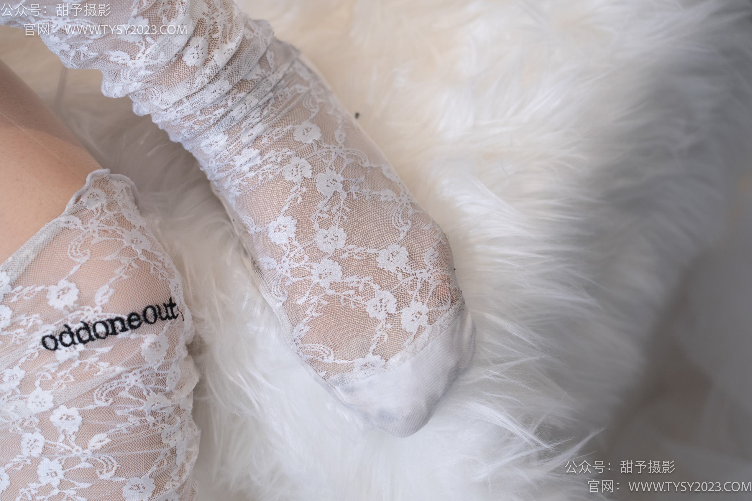 图片[110]-甜予摄影 NO.020 鱼鱼-皮鞋、蕾丝袜、肉丝[129P] – 速更版-美库