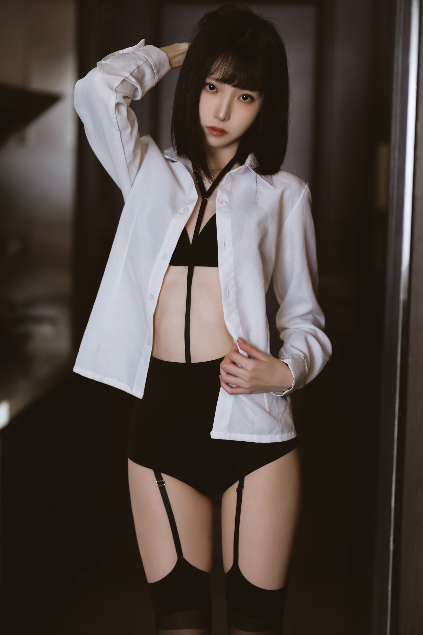 图片[53]-许岚(叁月life) – 醉酒OL[59P] – 速更版-美库