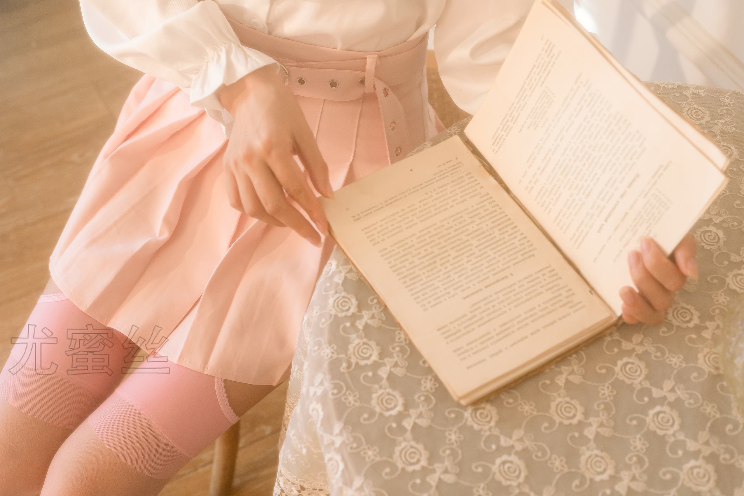 图片[28]-尤蜜丝 NO.076 穿搭推广展示图集[37P] – 速更版-美库