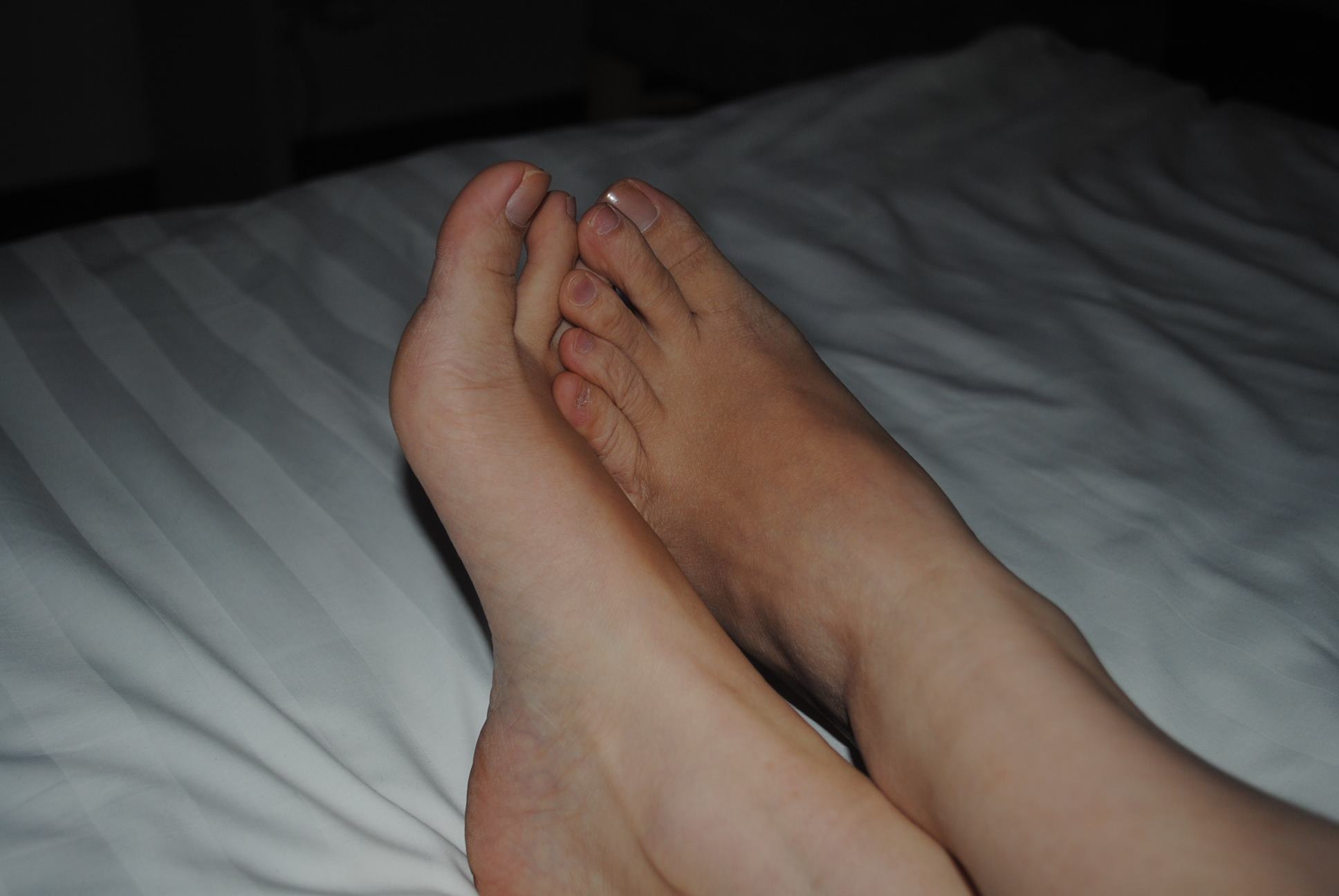 图片[17]-自由摄影 No.194 暗光下的裸足 [85P] – 速更版-美库