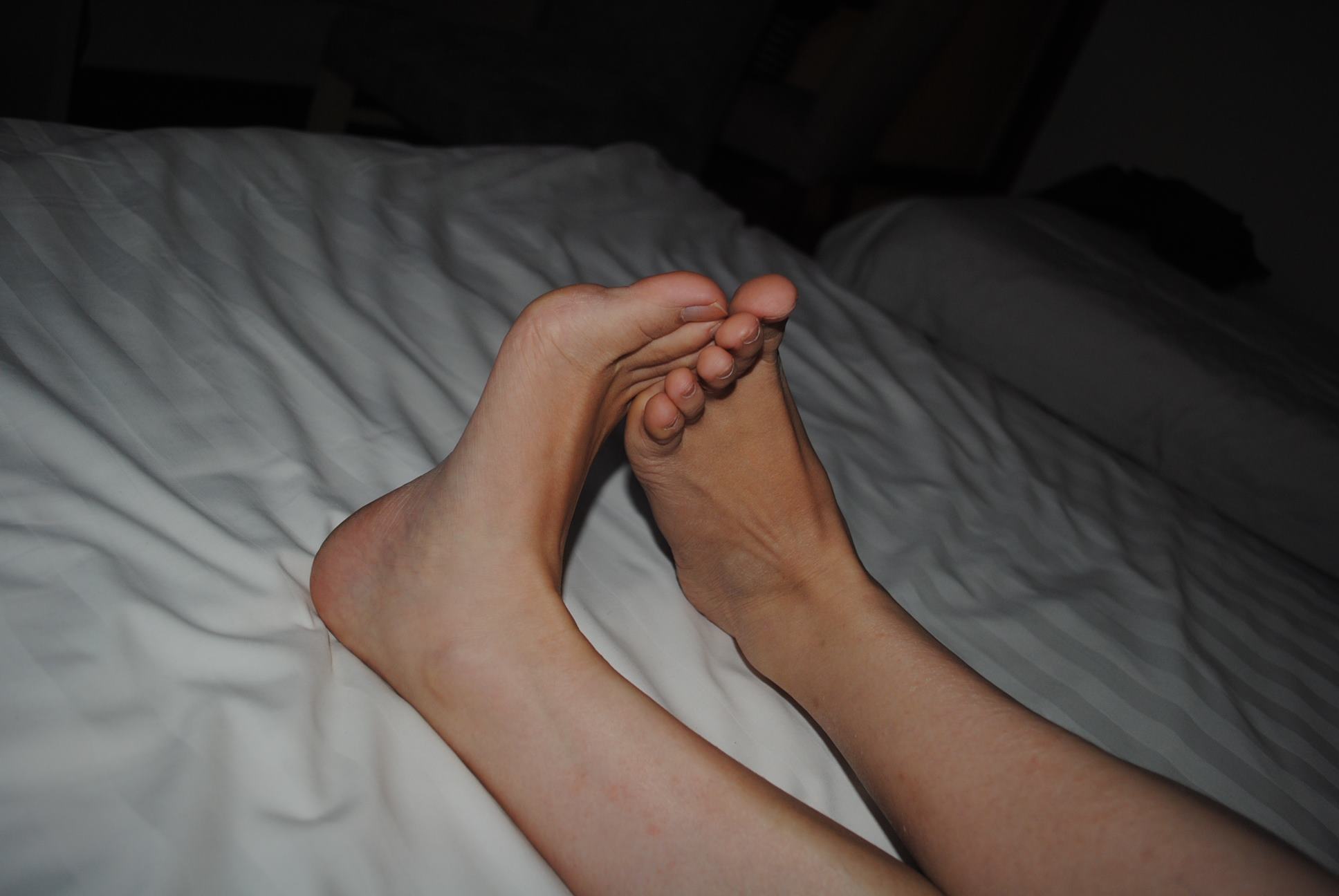 图片[20]-自由摄影 No.194 暗光下的裸足 [85P] – 速更版-美库