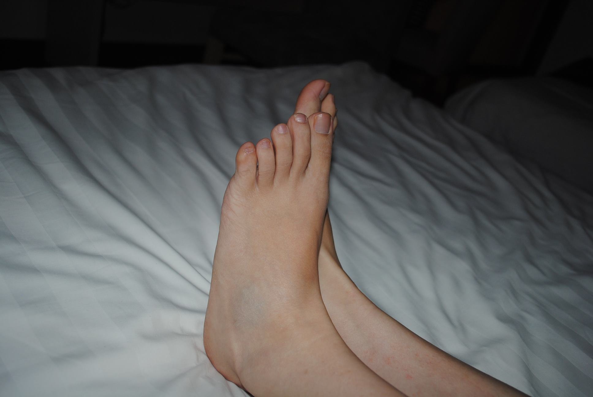 图片[24]-自由摄影 No.194 暗光下的裸足 [85P] – 速更版-美库