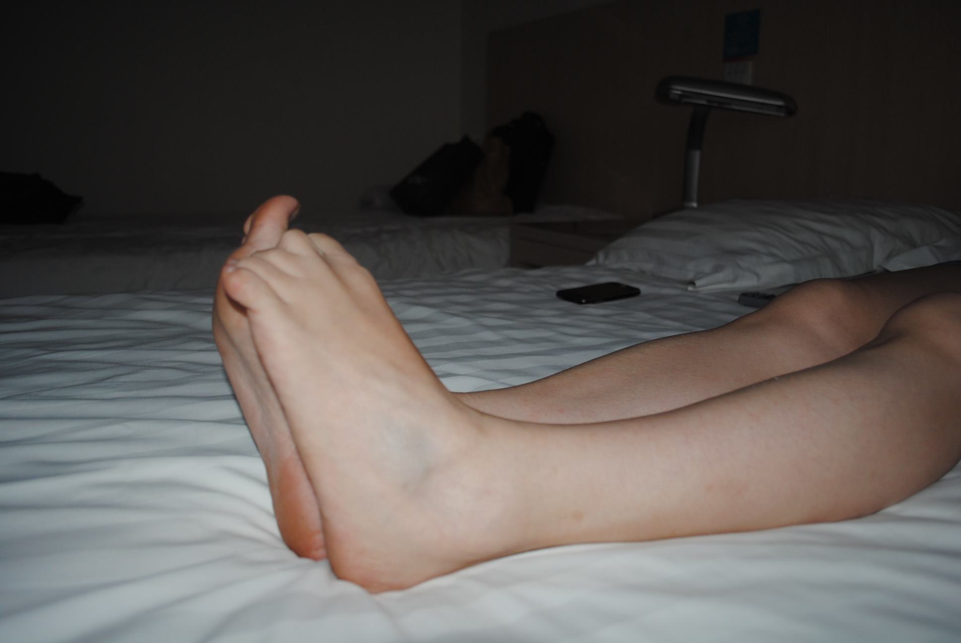 图片[27]-自由摄影 No.194 暗光下的裸足 [85P] – 速更版-美库