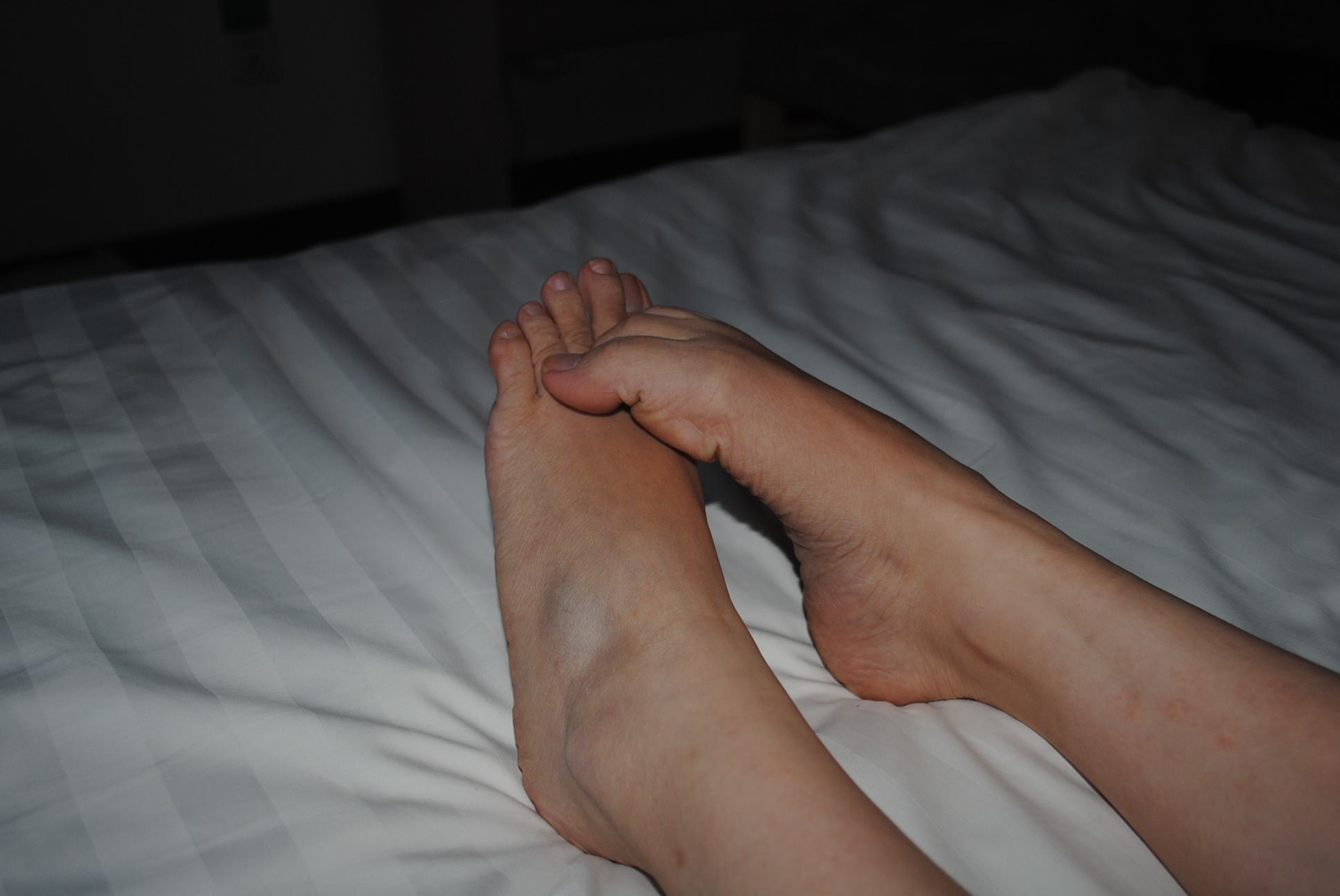 图片[81]-自由摄影 No.194 暗光下的裸足 [85P] – 速更版-美库