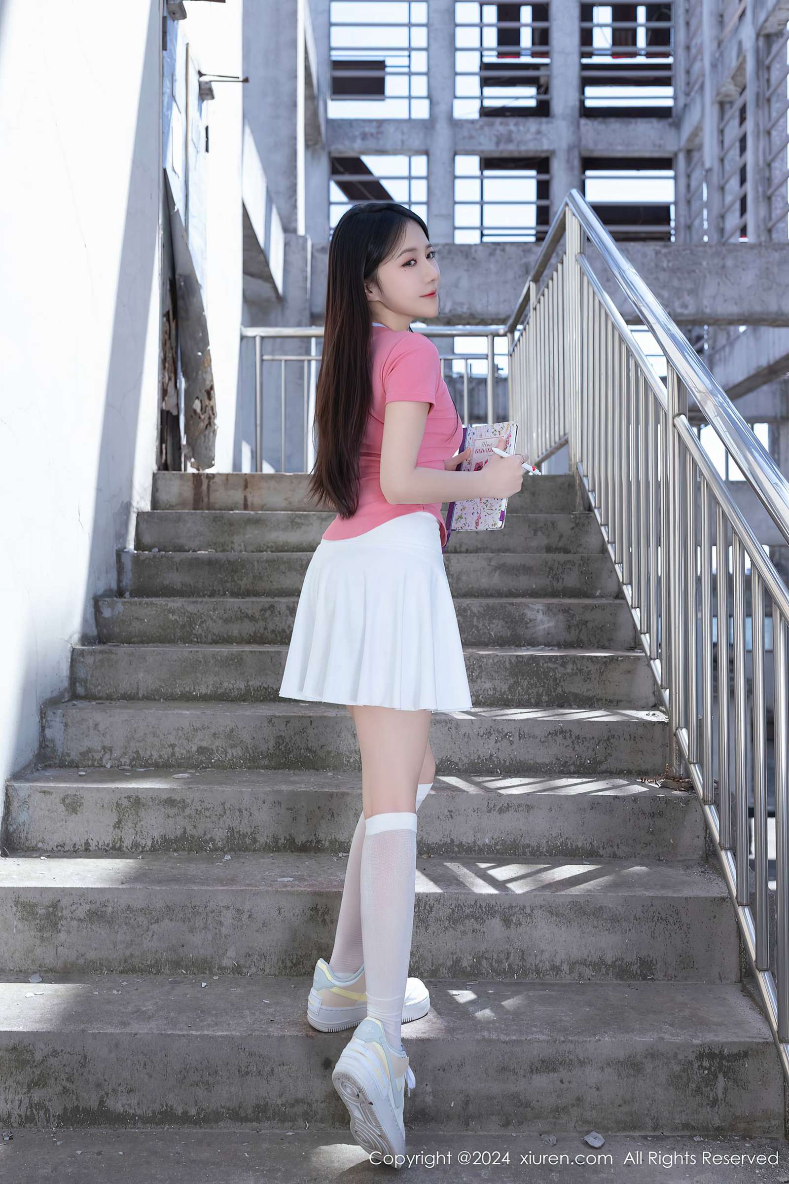 图片[11]-[Xiuren秀人网]2024.04.26 NO.8457 鱼子酱Fish[12+1P] – 速更版-美库